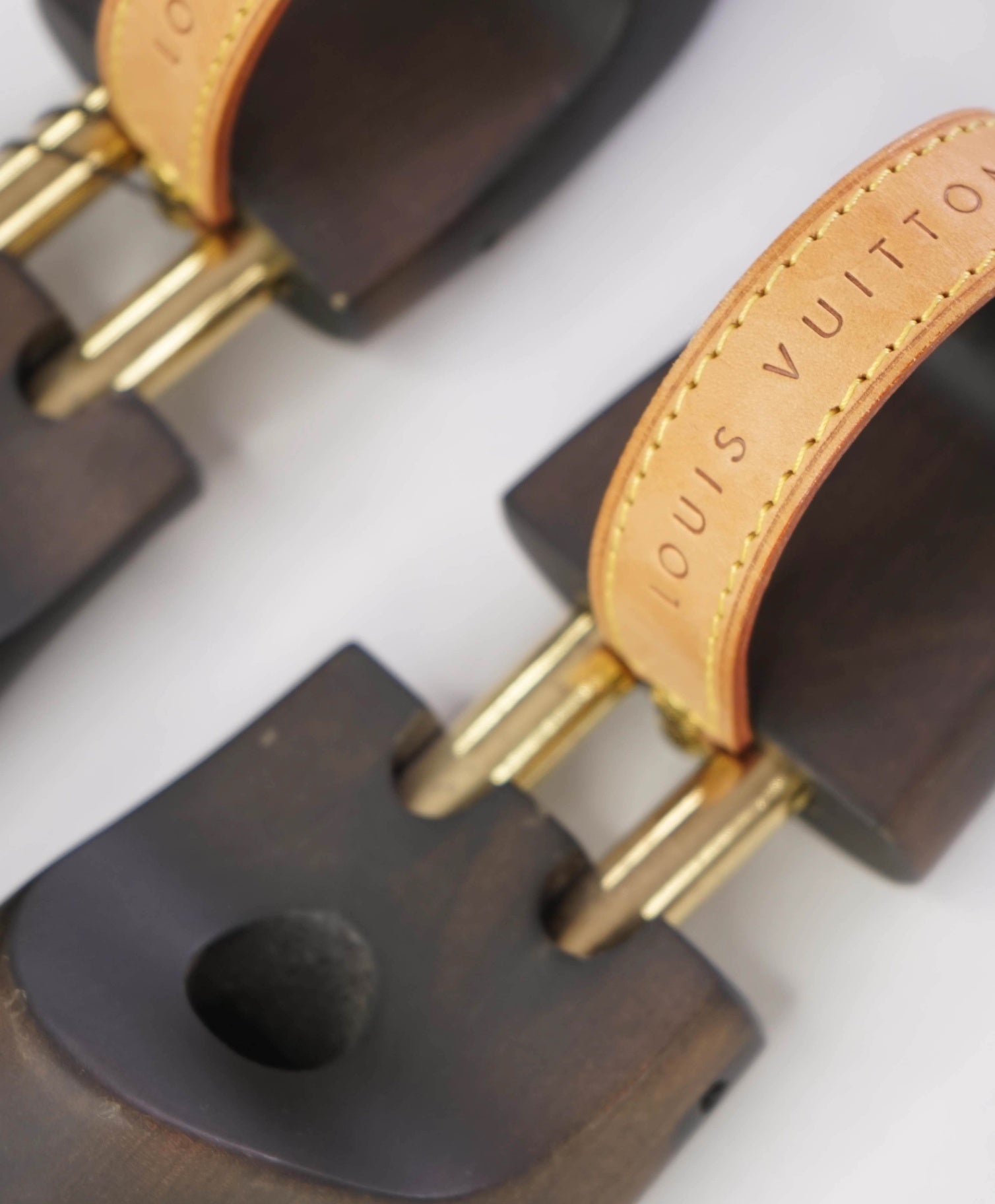 LOUIS VUITTON Black Cedar Wood / Leather Shoetree 8US (7IT)