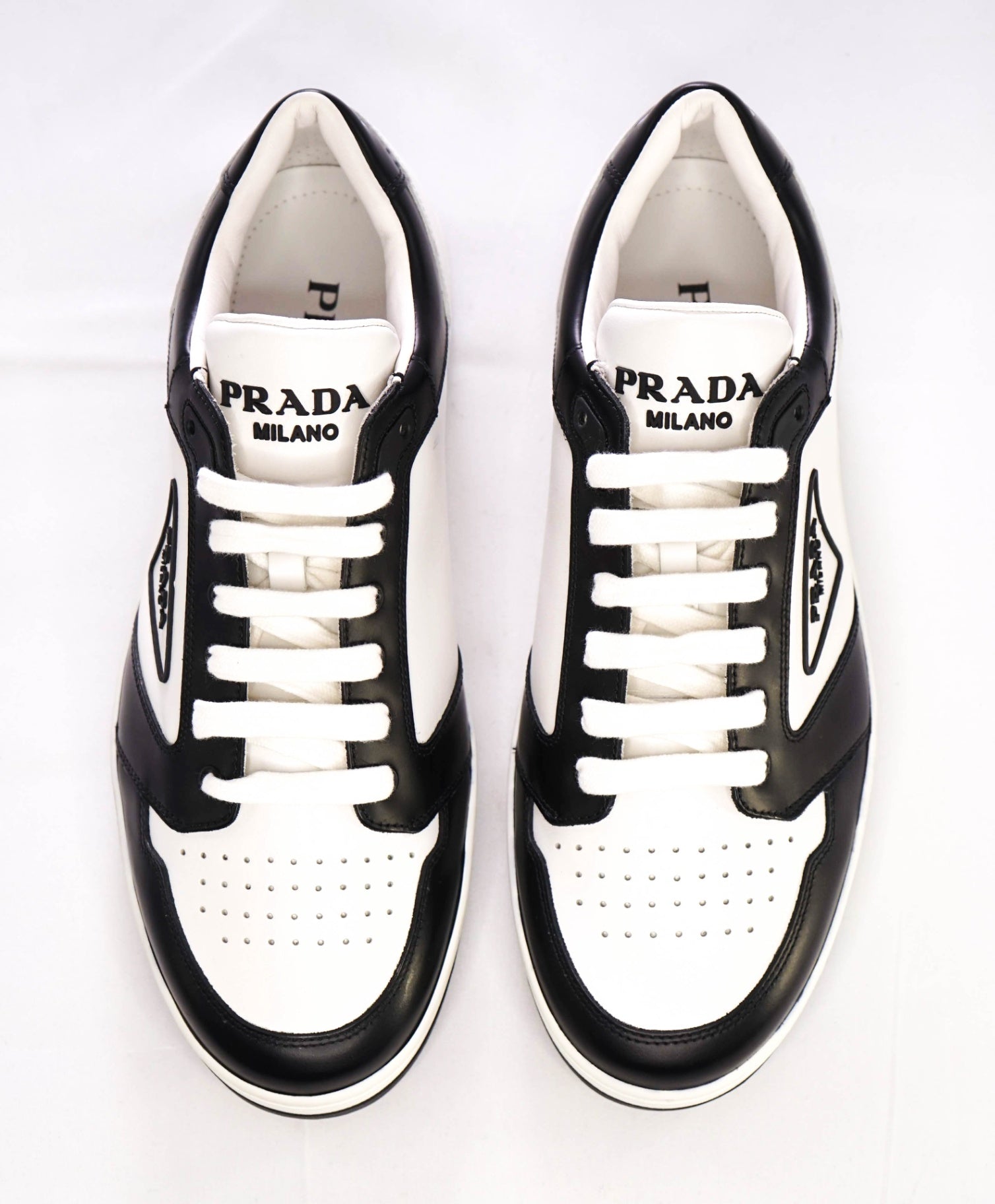 Prada *DOWNTOWN* White/Black Leather Sneaker Footwear 9US (8IT)