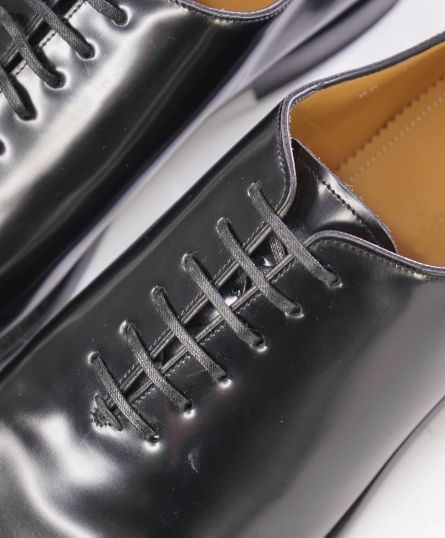 $1,090 Ferragamo Solid Black Leather Footwear 10.5 2E