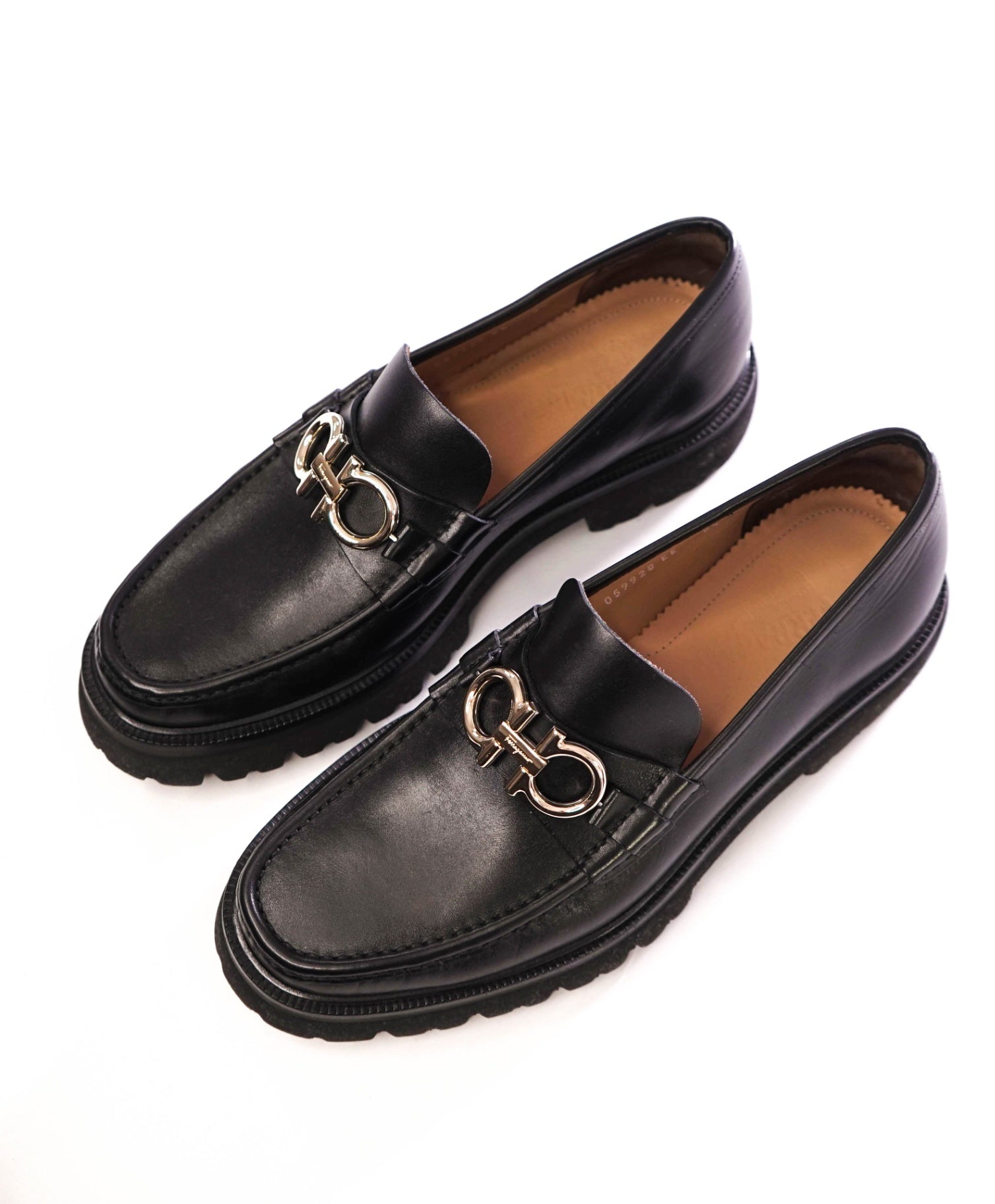 $950 Salvatore Ferragamo Solid Black Loafers Leather Footwear 9.5 EE