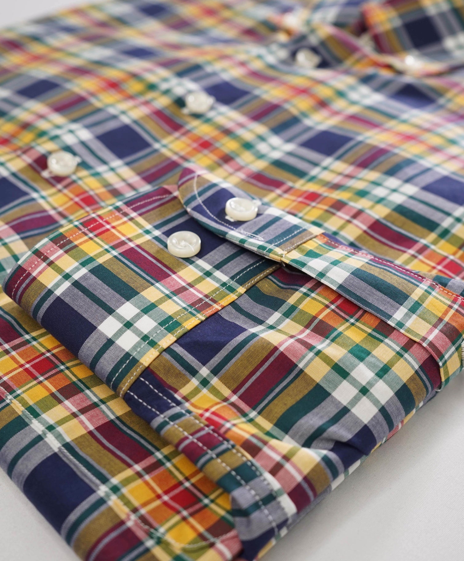 $225 Paul Stuart Multi Plaid Cotton Shirt S