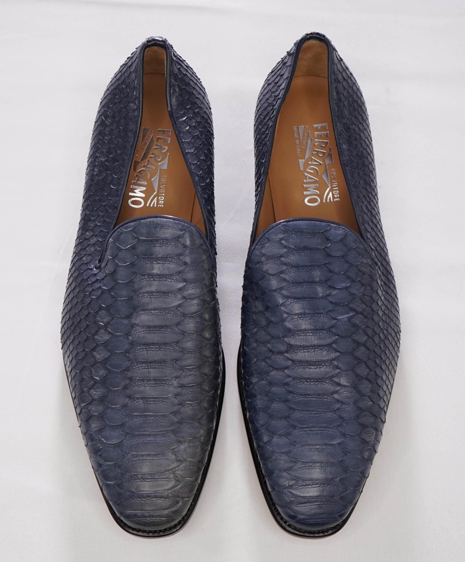 $2,450 Salvatore Ferragamo TRAMEZZA Blue Python Skin Loafer 10.5 3E20