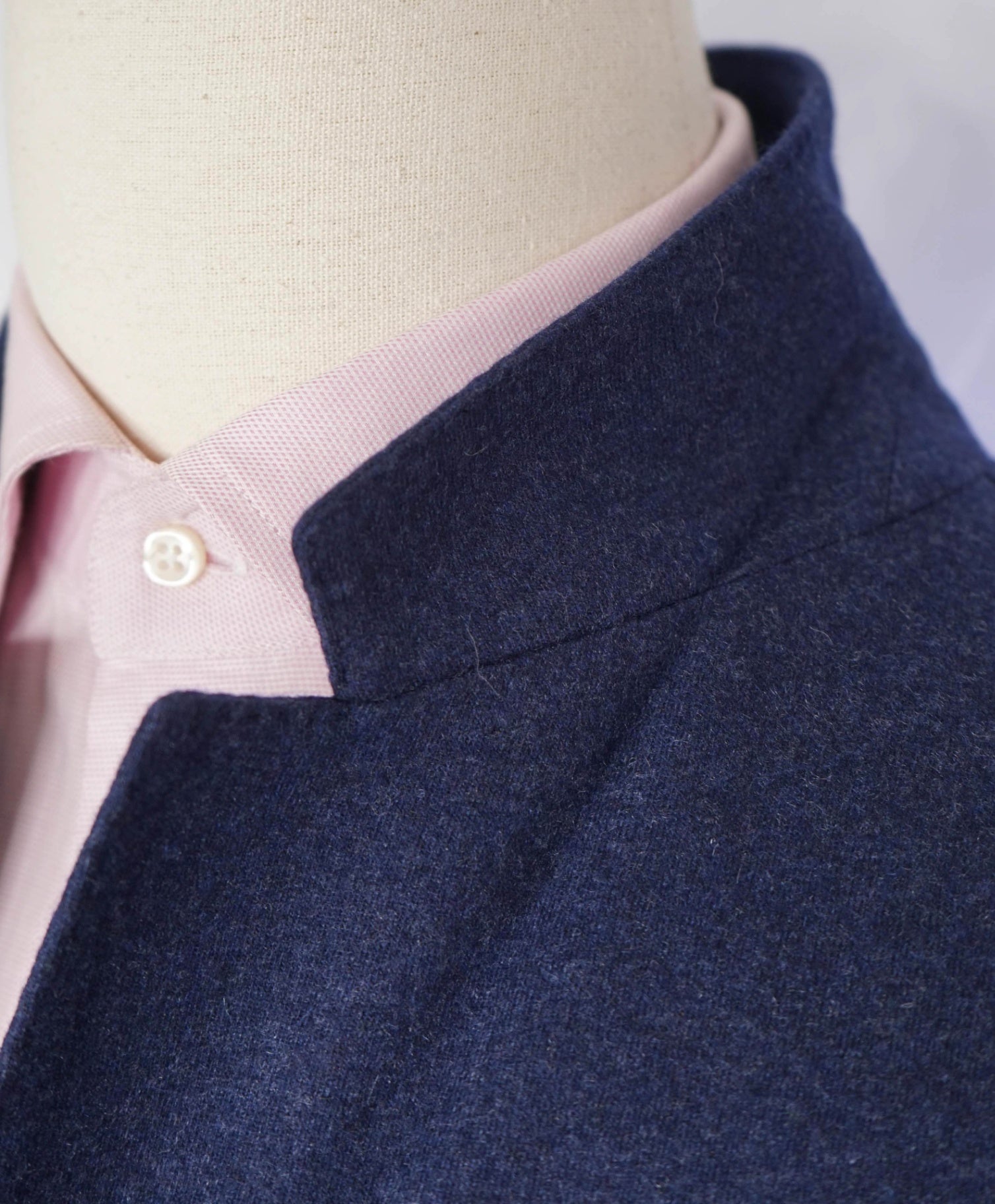 $3,990 Brunello Cucinelli Navy 2/3 Btn Roll 100% Cashmere Blazer 44