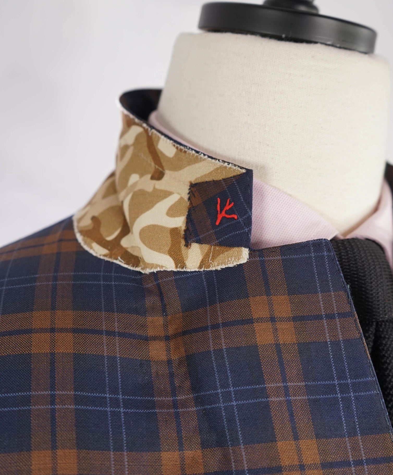 $,3,995 ISAIA Navy/Brown Plaid Check LOGO Wool Blazer 46R