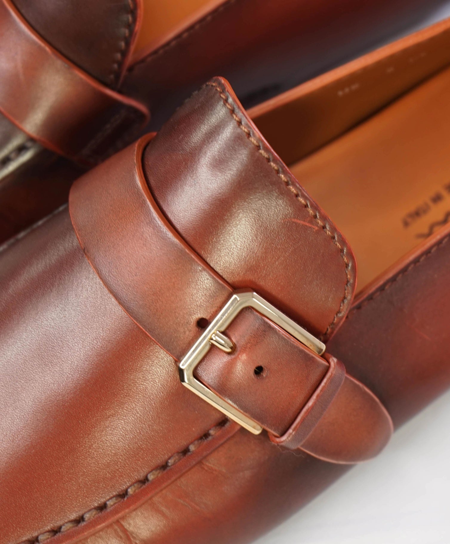 $750 Santoni BROWN / RED Patina Buckle Loafers Footwear U.S. 9 (8IT)