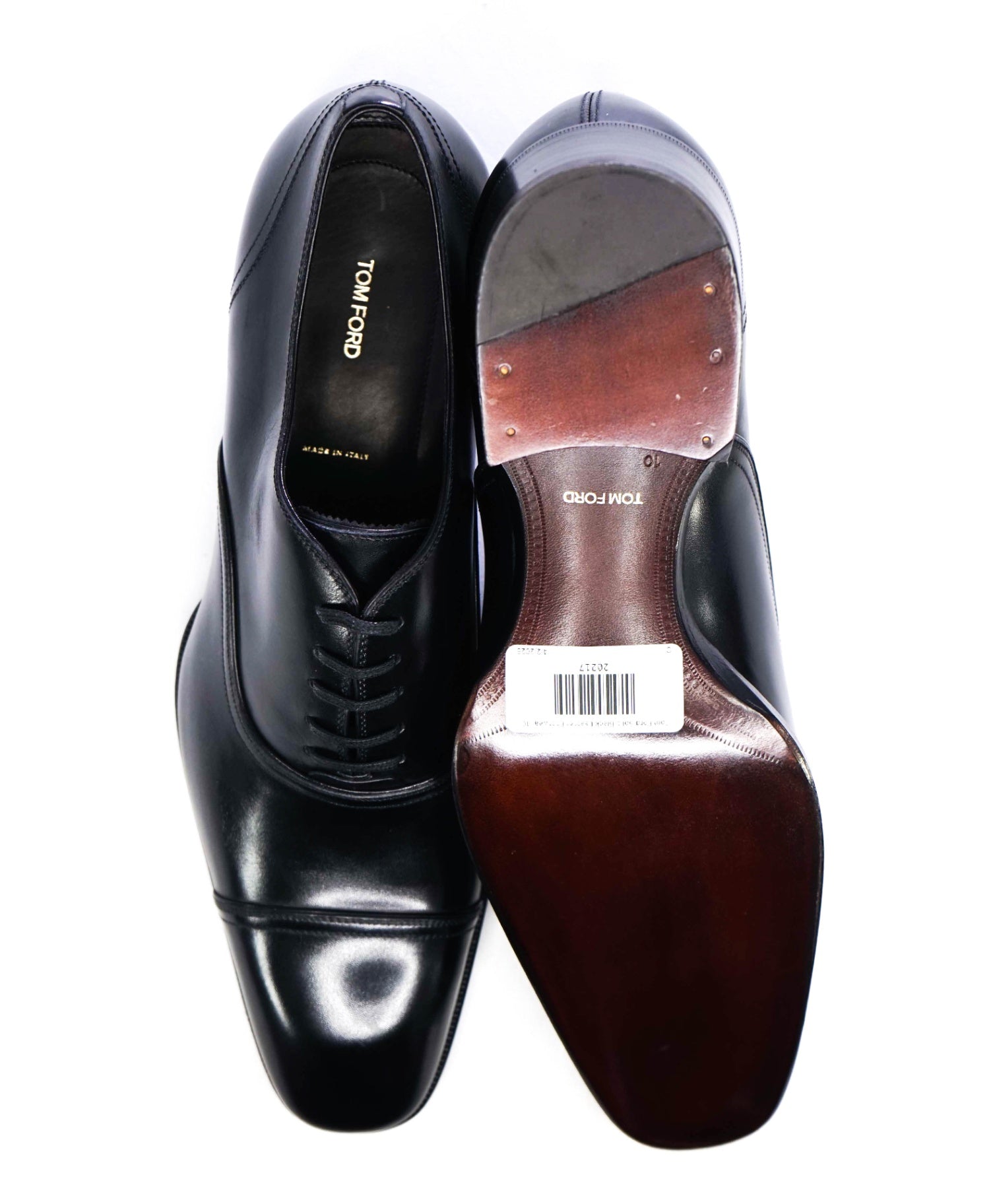 $1,790 TOM FORD Solid Black "ELKAN" Leather 10.5 US (10T)