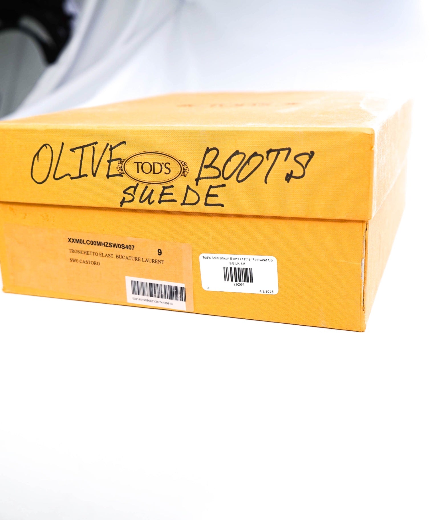 $1,095 Tod's Solid Brown Boots Leather Lug Sole US 9.5 UK 8.5