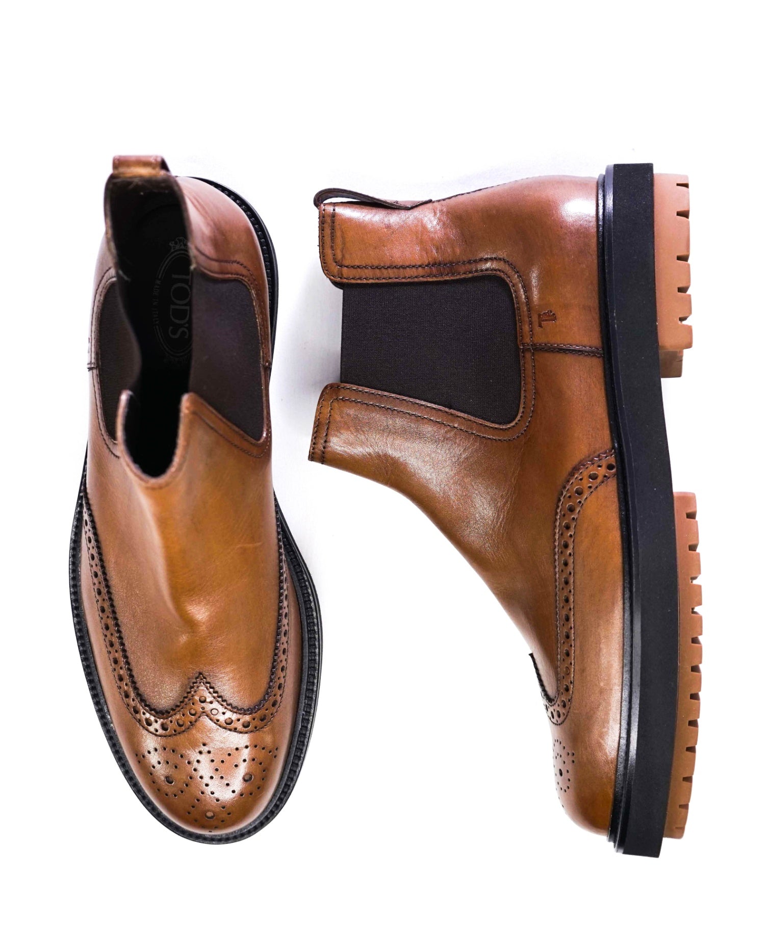 $1,095 Tod's Solid Brown Boots Leather Lug Sole US 9.5 UK 8.5