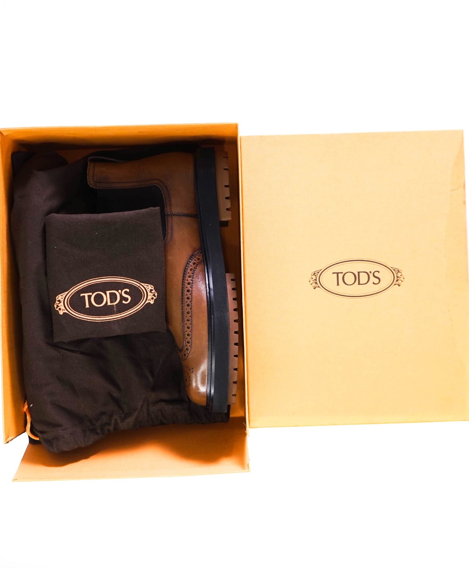 $1,095 Tod's Solid Brown Boots Leather Lug Sole US 9.5 UK 8.5