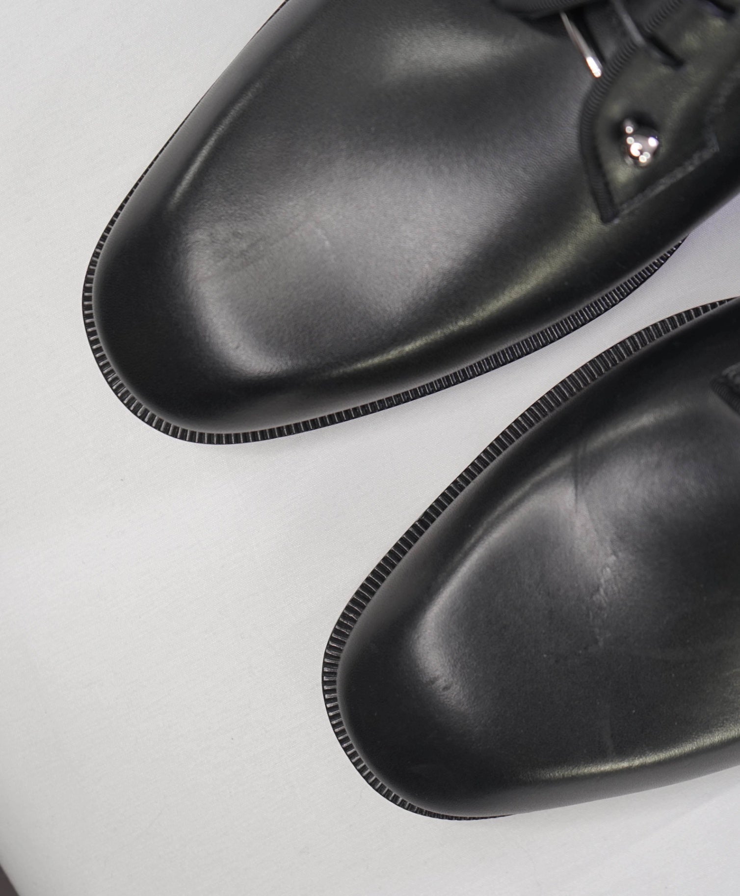 $1,250 Christain Louboutin Paris Solid Black Leather Oxfords US 10.5 UK 9.5