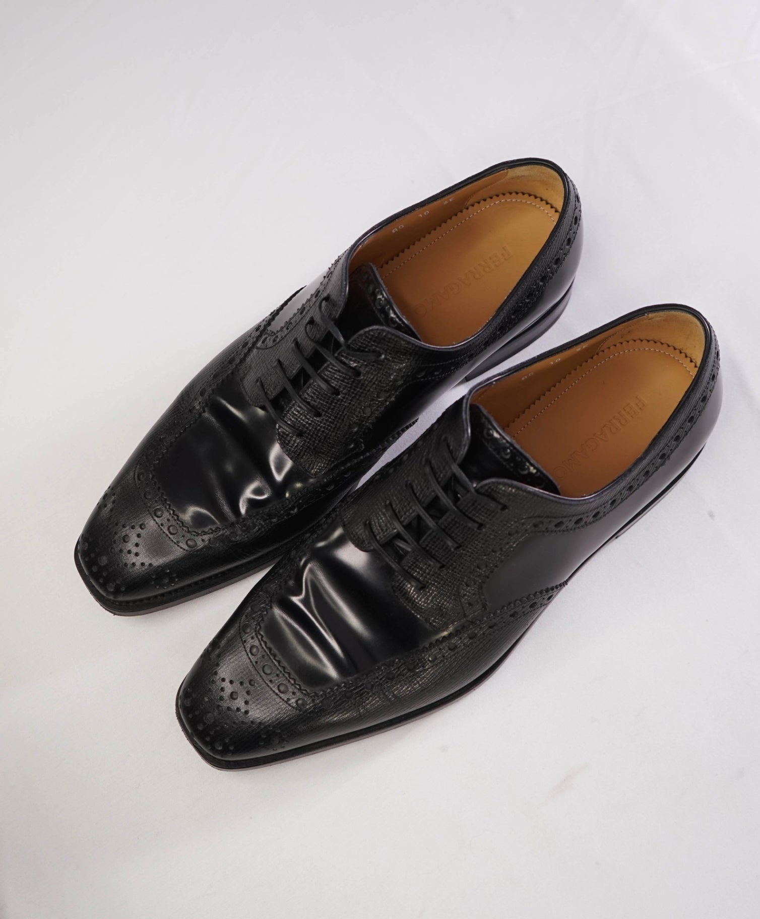 $950 Ferragamo Black Mixed-Media Brogue Oxfords - 10 3E US