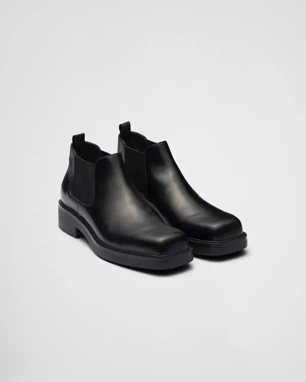 $1,320 Prada Brushed Leather Chelsea Boots Black Leather 8.5US (7.5UK)