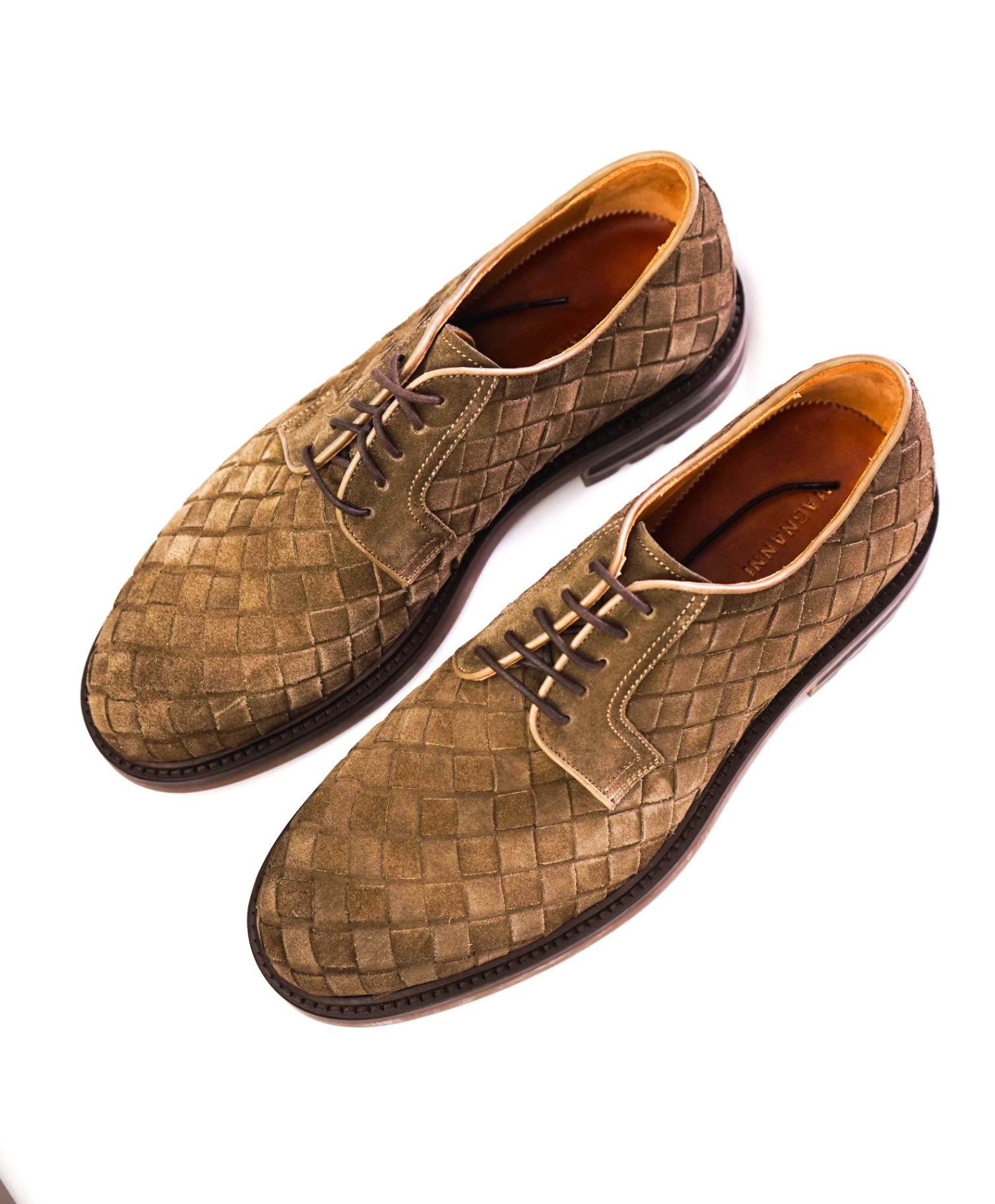 $495 MAGNANNI Brown Woven Suede Oxfords 8