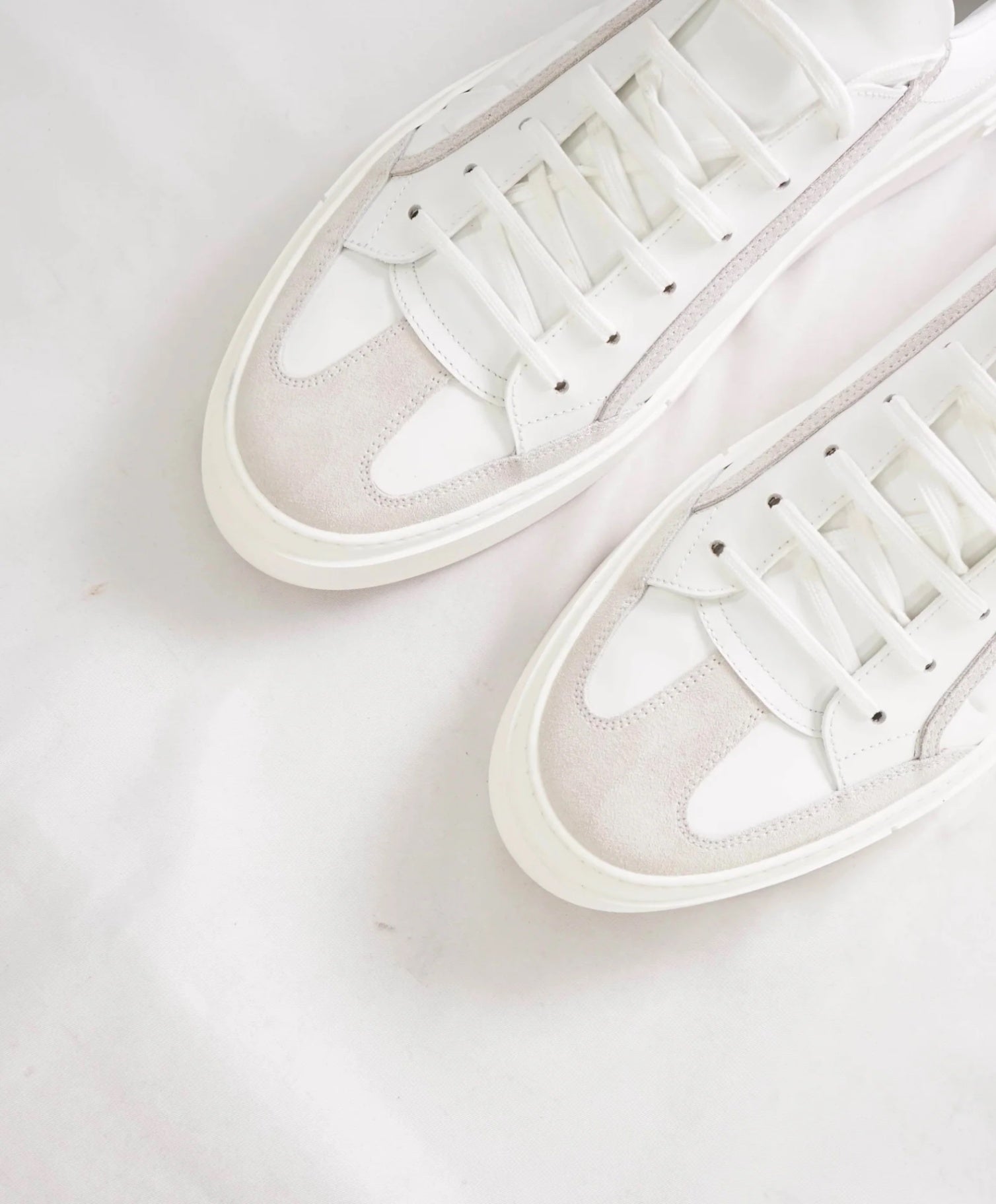 $795 SALVATORE FERRAGAMO - *BORG 5* White Gancini Sneaker - 11 M US