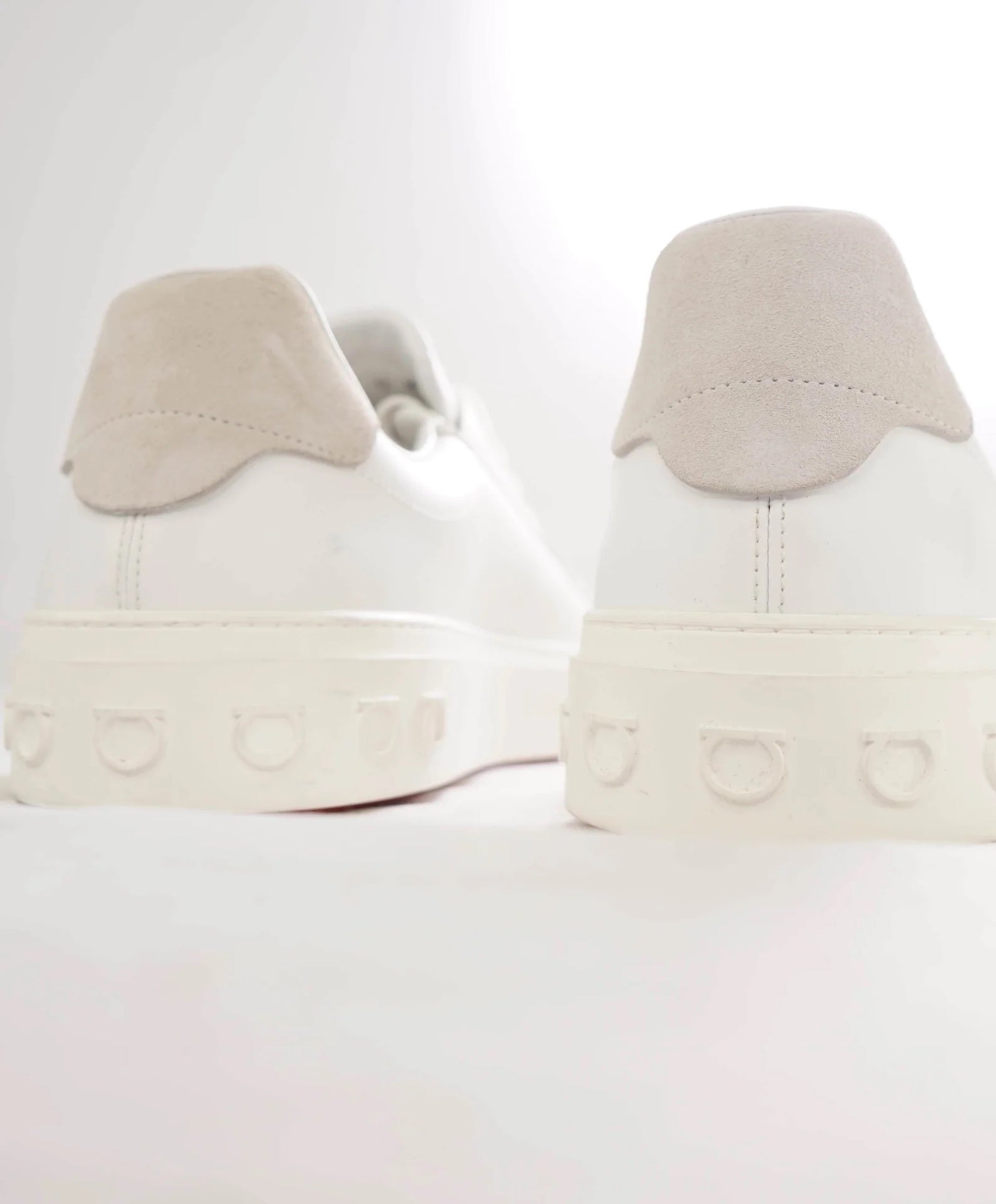 $795 SALVATORE FERRAGAMO - *BORG 5* White Gancini Sneaker - 11 M US