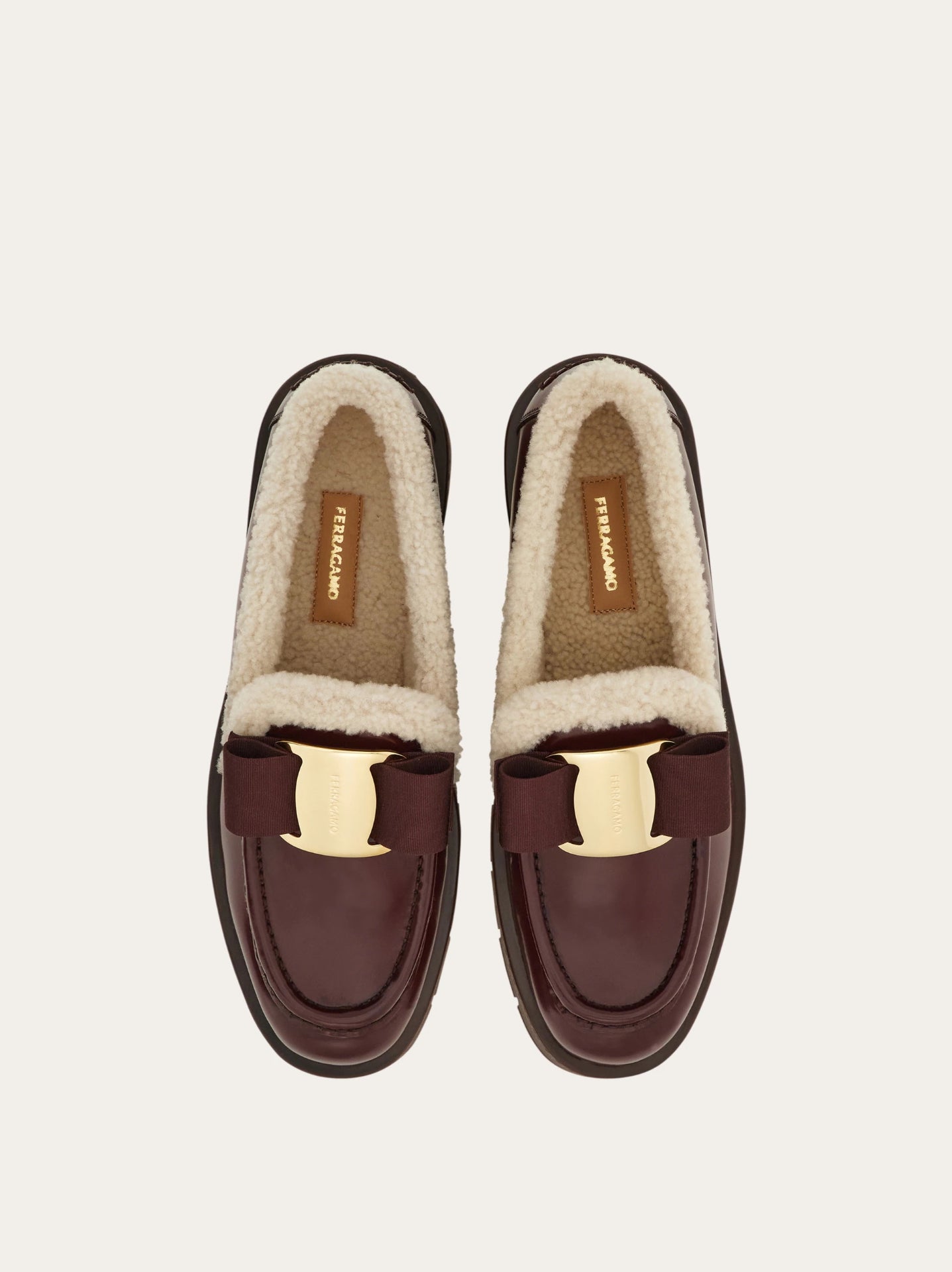 $1,190 Ferragamo Vara Bow Genuine Shearling Lined Loafer 6 C