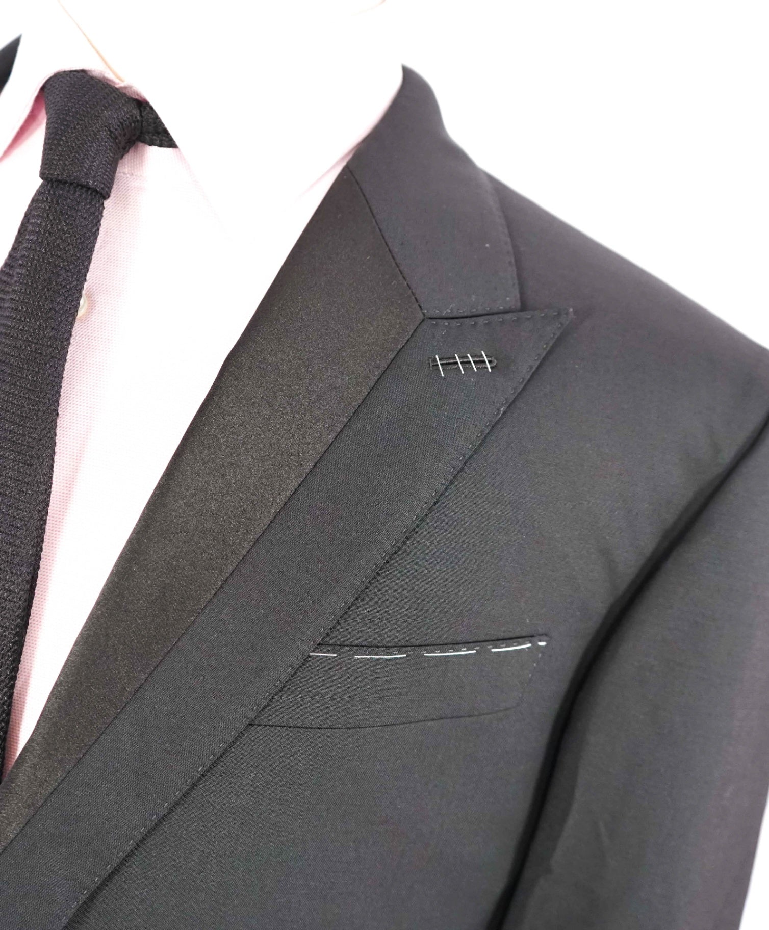 $6,270 BRIONI - *CELEB FAVORITE* Hand Made Black Peak Lapel Tuxedo - 44R