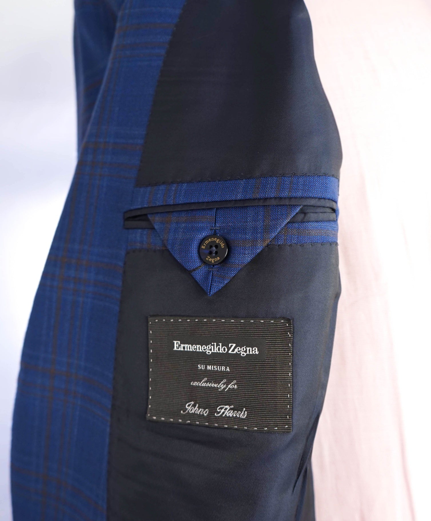 $3,995 ERMENEGILDO ZEGNA- “Achillfarm” Su Misura Silk Blazer- 44L