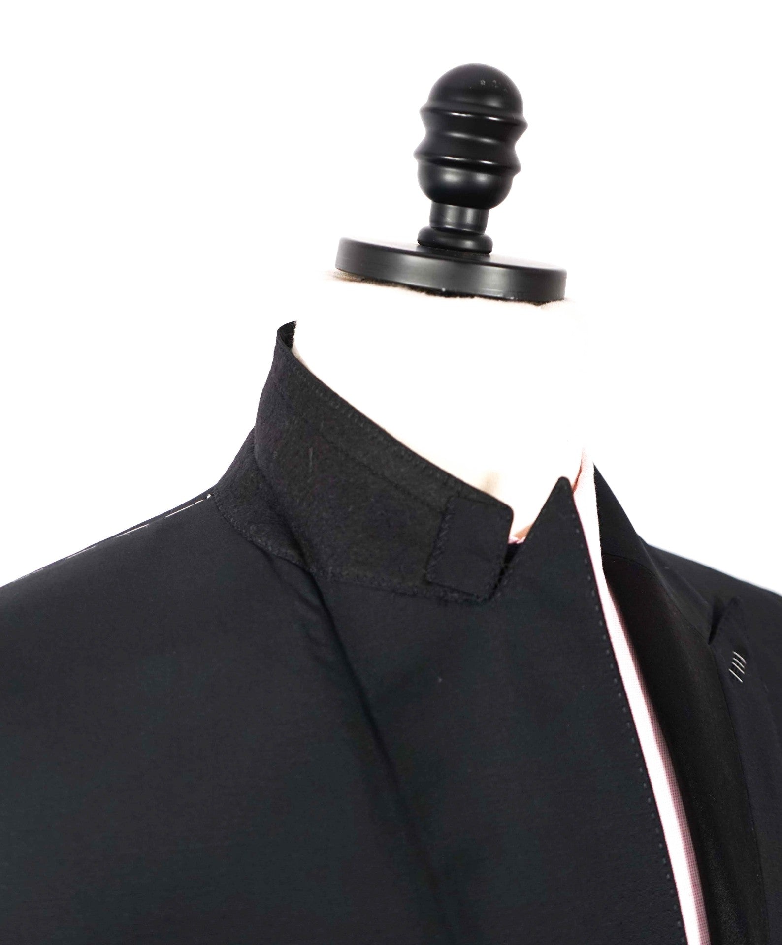 $6,270 BRIONI - *CELEB FAVORITE* Hand Made Black Peak Lapel Tuxedo - 44R