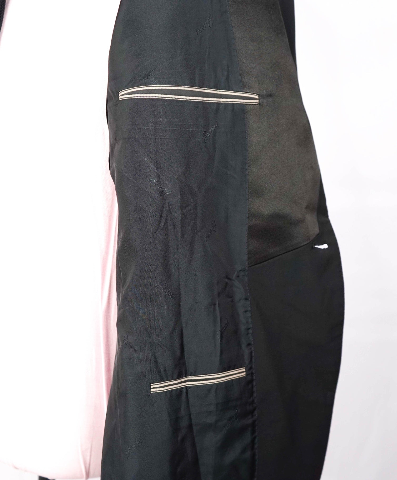 $6,270 BRIONI - *CELEB FAVORITE* Hand Made Black Peak Lapel Tuxedo - 44R