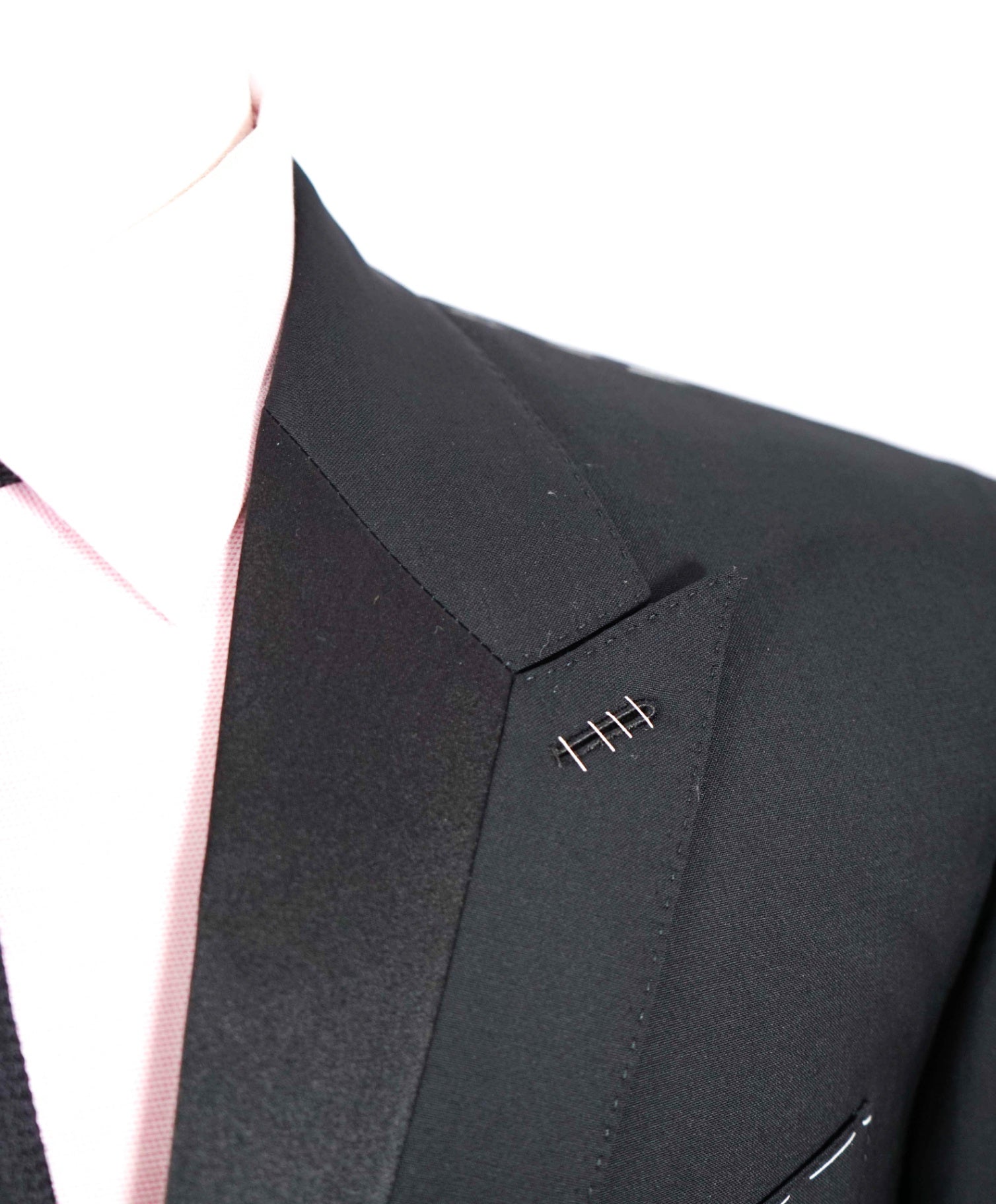 $6,270 BRIONI - *CELEB FAVORITE* Hand Made Black Peak Lapel Tuxedo - 44R