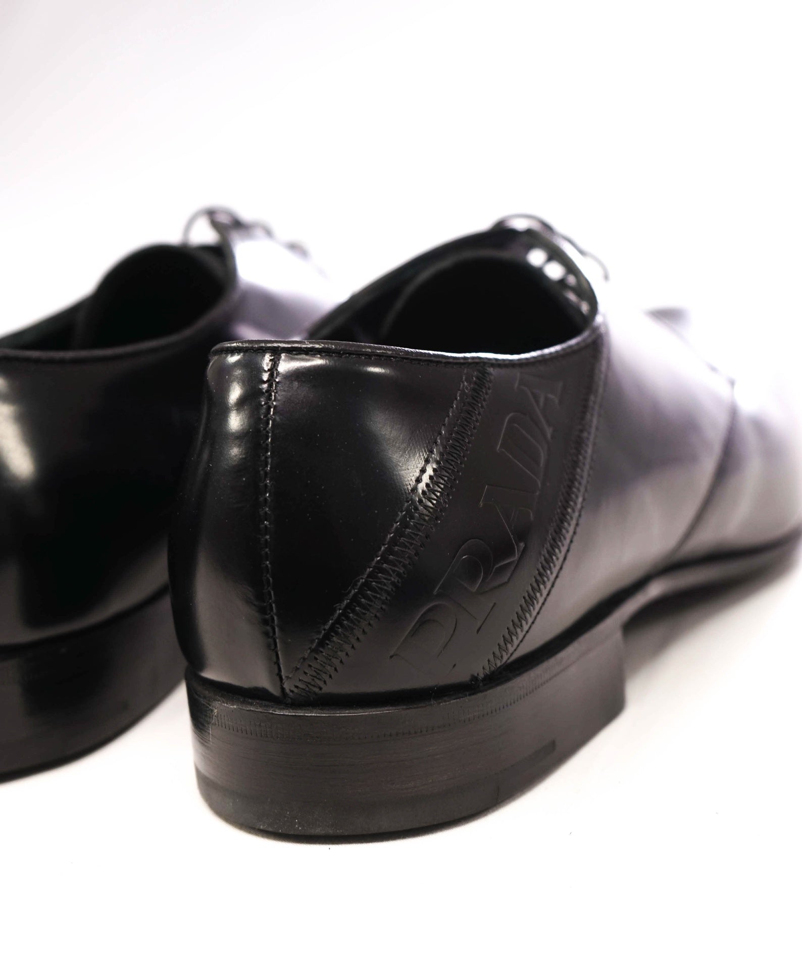 $950 Prada Black Leather LOGO STRAP Oxfords US 8 (7UK)