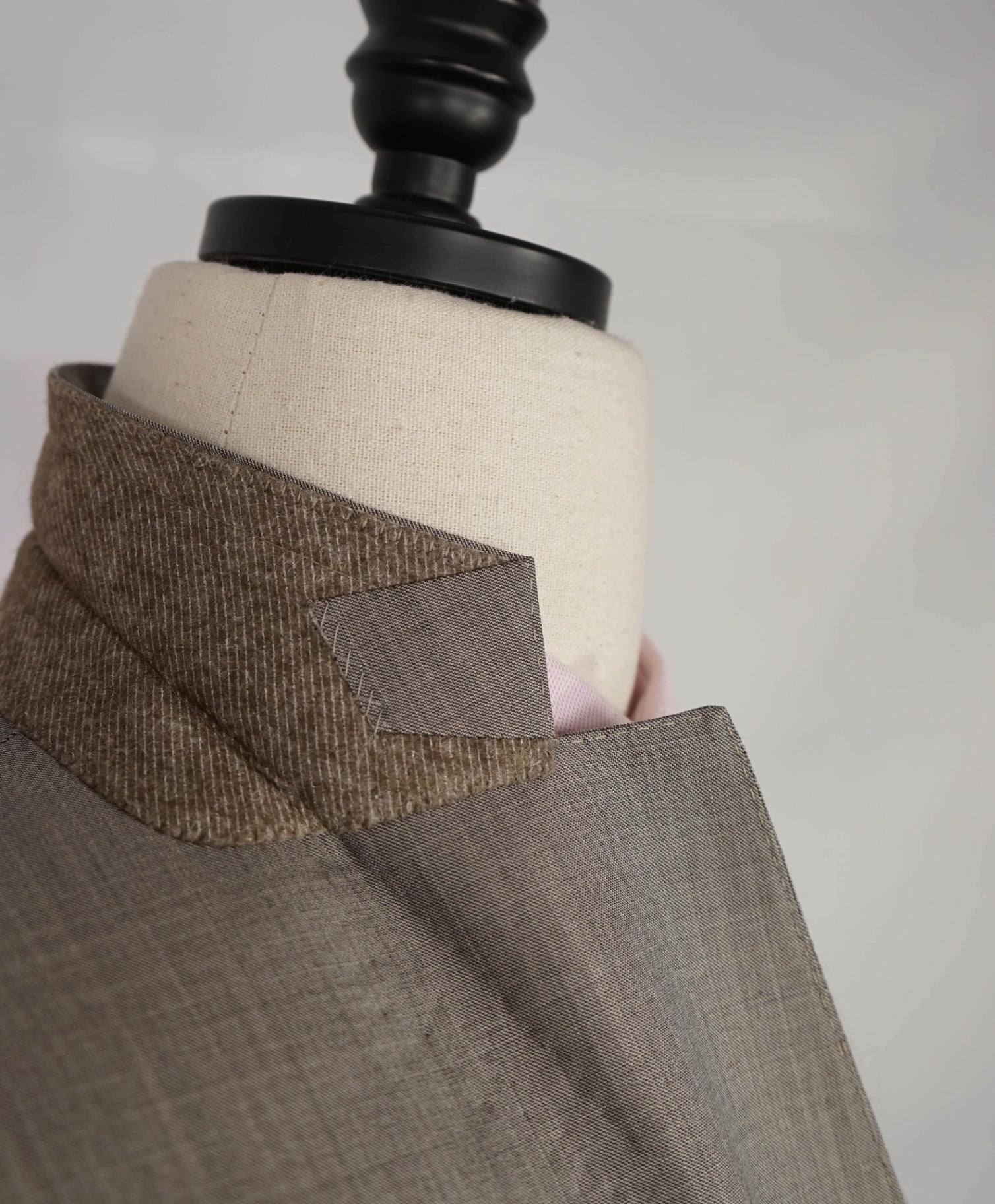 $3,250 Ermenegildo Zegna "TROFEO 600" Stone Grey Wool/Silk Blazer 48R