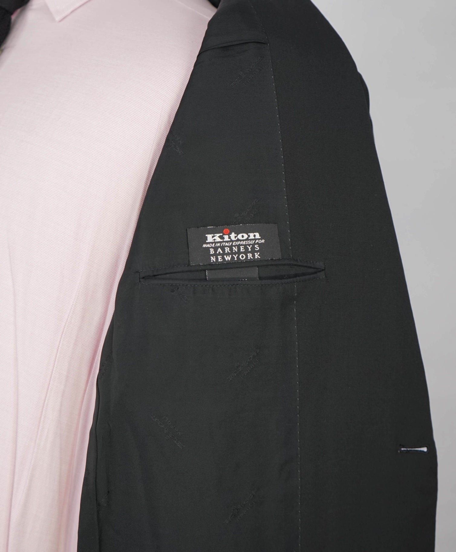 $10,000 KITON - Solid Black Suit 2-3 Roll Lapel - 42R