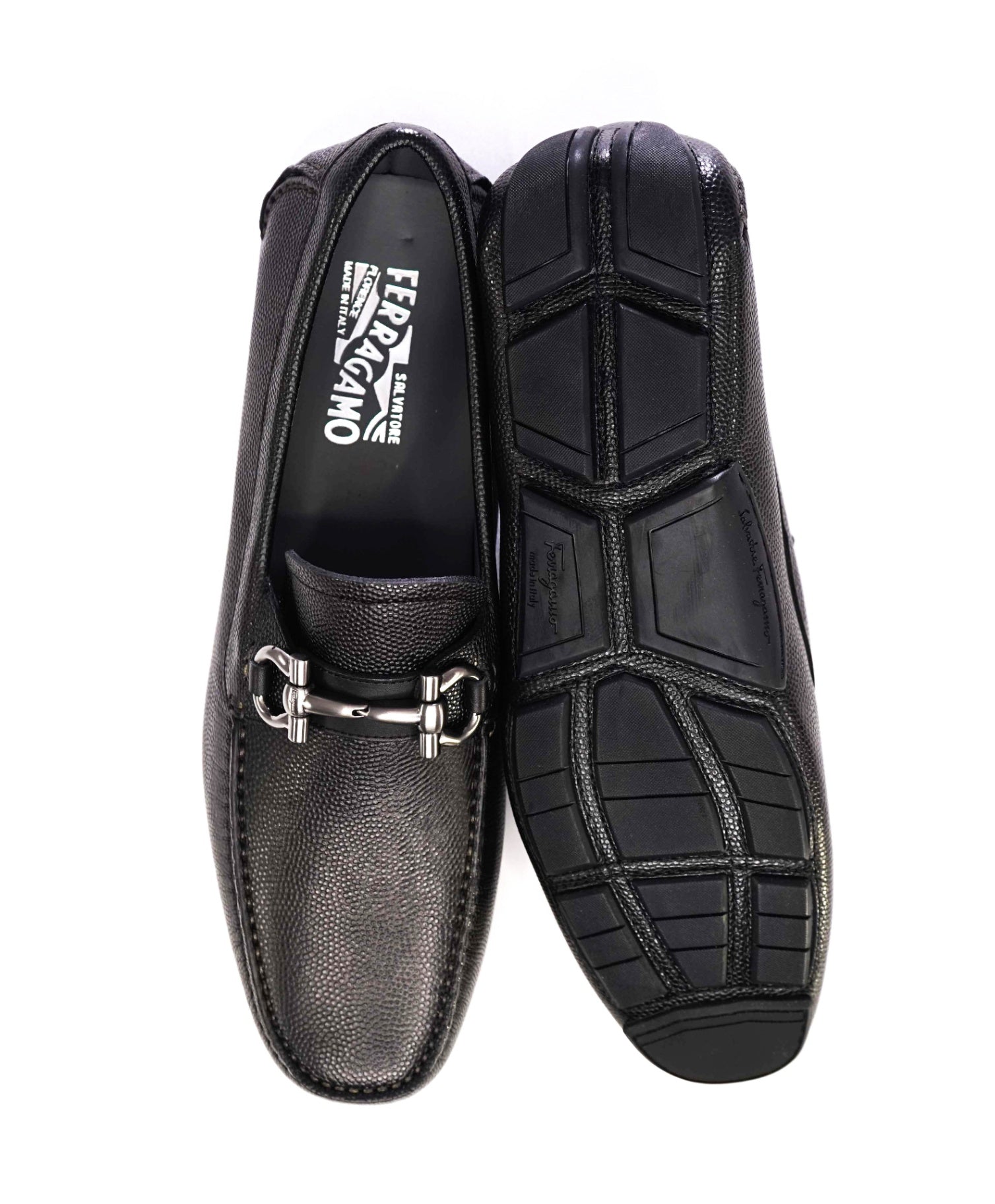$800 FERRAGAMO "PARIGI" Black Pebbled Leather Loafer 11 D (44 EU)