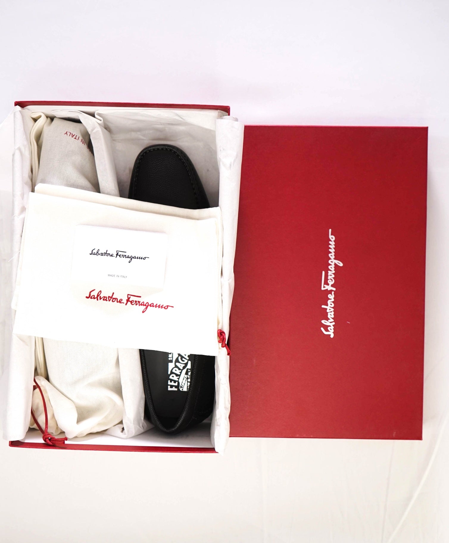 $800 Salvatore Ferragamo "PARIGI" Black Pebbled Leather Loafer 9 D (42 EU)