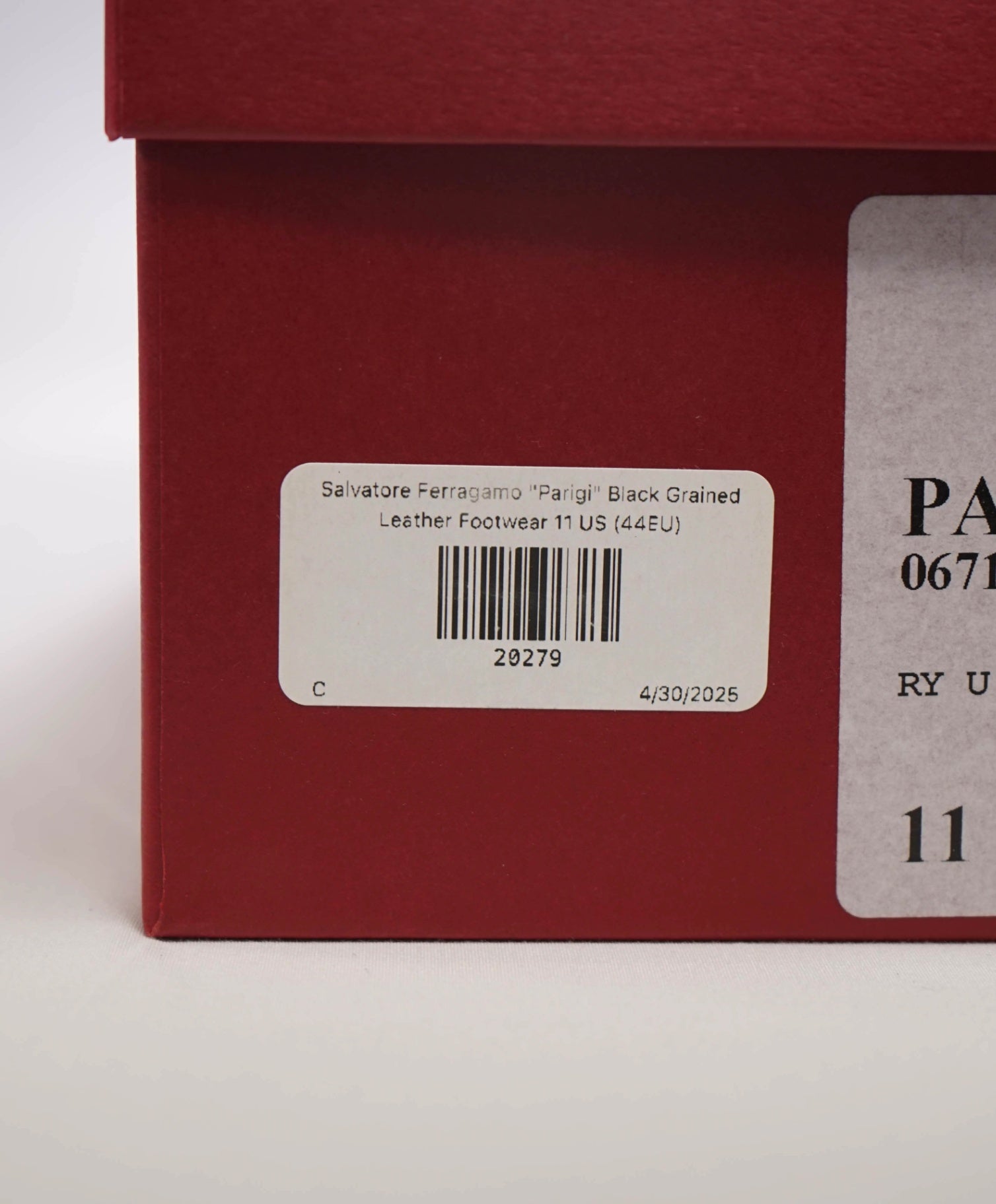 $800 FERRAGAMO "PARIGI" Black Pebbled Leather Loafer 11 D (44 EU)