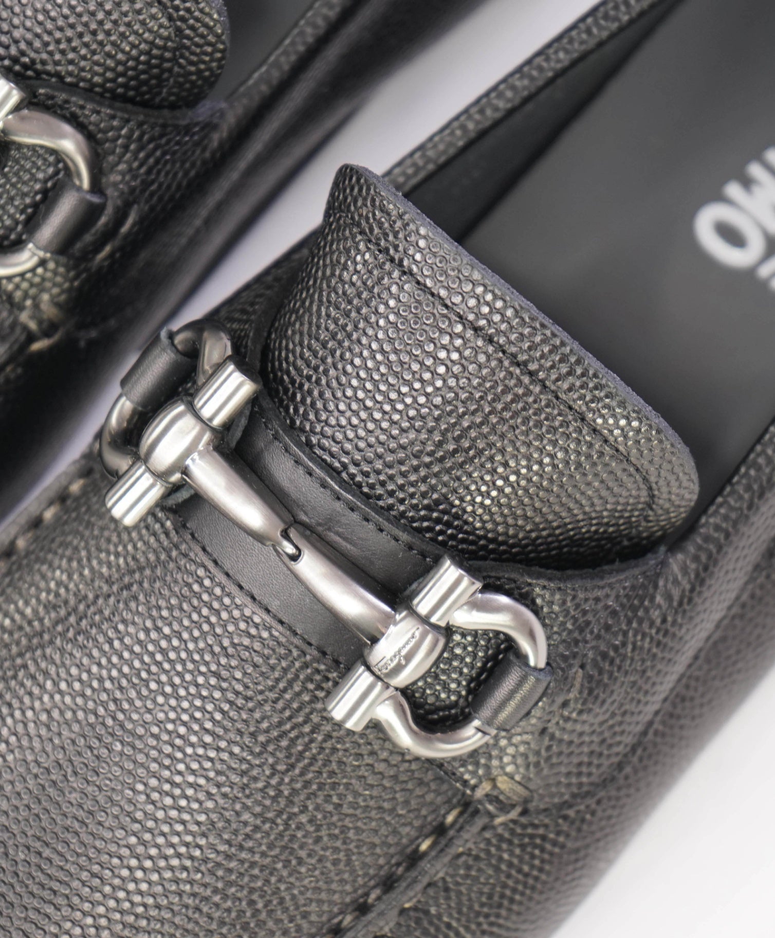 $800 Salvatore Ferragamo "PARIGI" Black Pebbled Leather Loafer 8.5 D (41.5 EU)