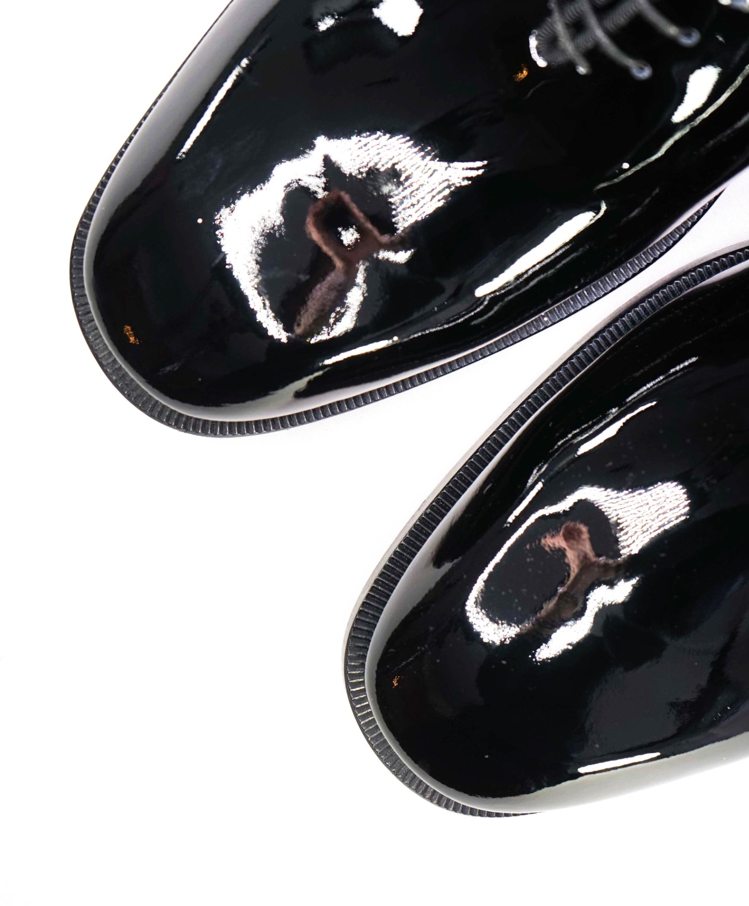 $1,145 CHRISTIAN LOUBOUTIN - *CORTEO* Black Patent Leather Oxfords - 9.5 US (42.5EU)
