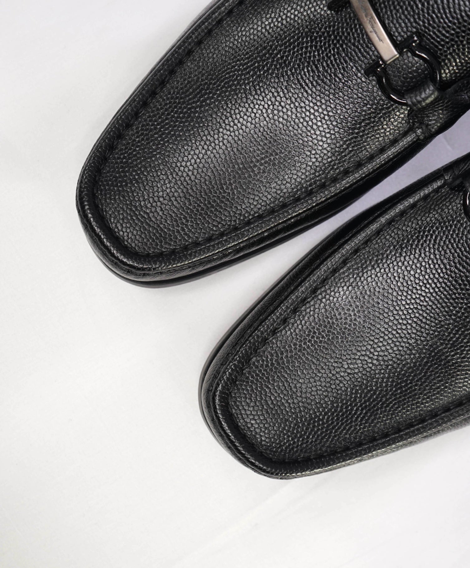 $850 Salvatore Ferragamo "REGAL" Black Leather Loafers 9.5