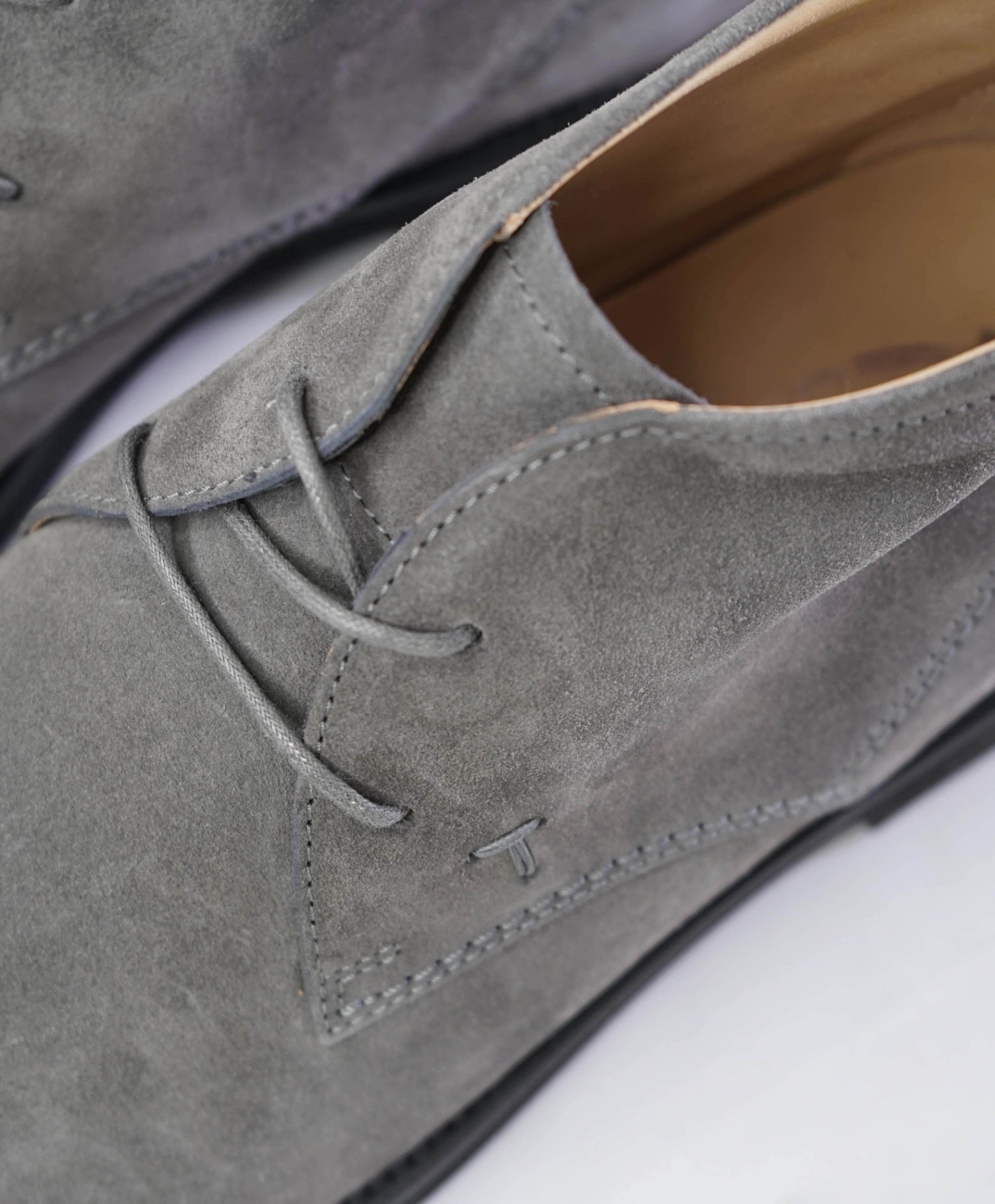 $700 Tod's Solid Grey Suede Chukka Boots Footwear 9 US (8UK)