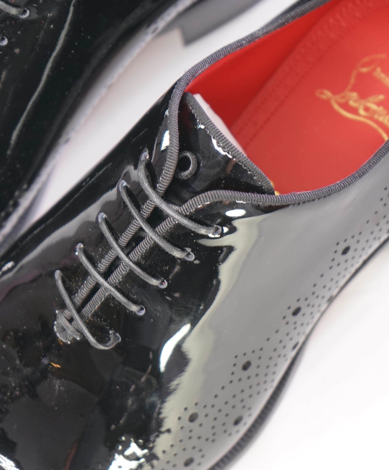 $1,200 CHRISTIAN LOUBOUTIN - *CORTEOBELLO* Patent Brogue Oxfords 8.5 US (EU41.5)