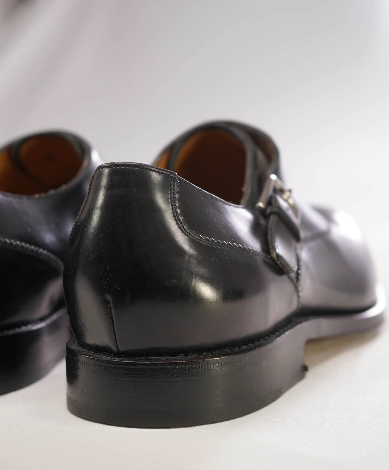 $1,295 Salvatore Ferragamo TRAMEZZA Black Leather Footwear 9 EE