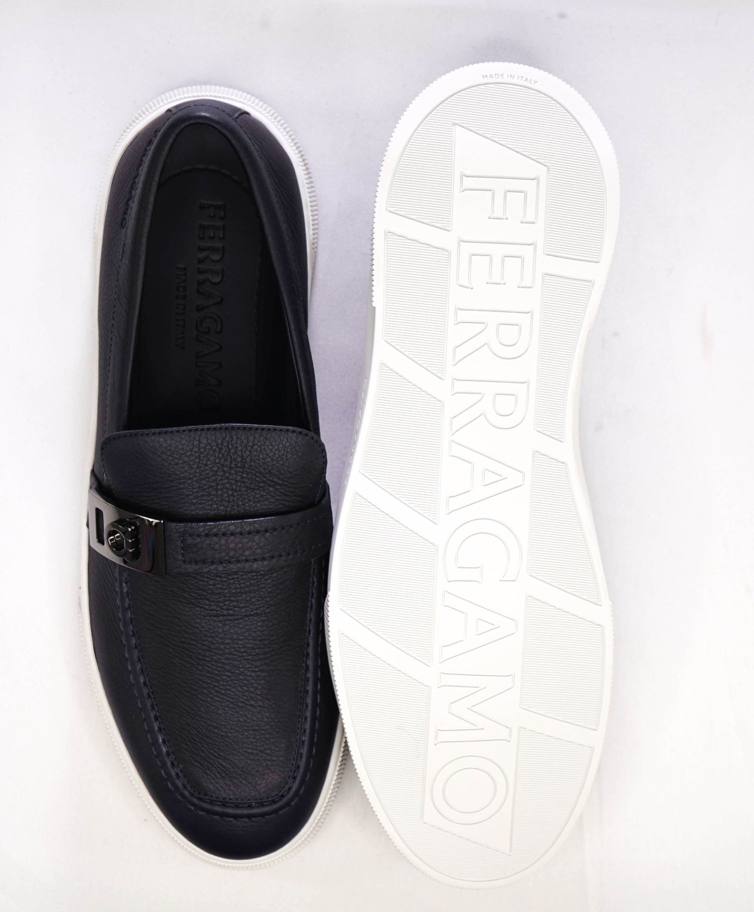 $895 FERRAGAMO Hybrid Sneaker With Hug buckle Navy Blue 12 M