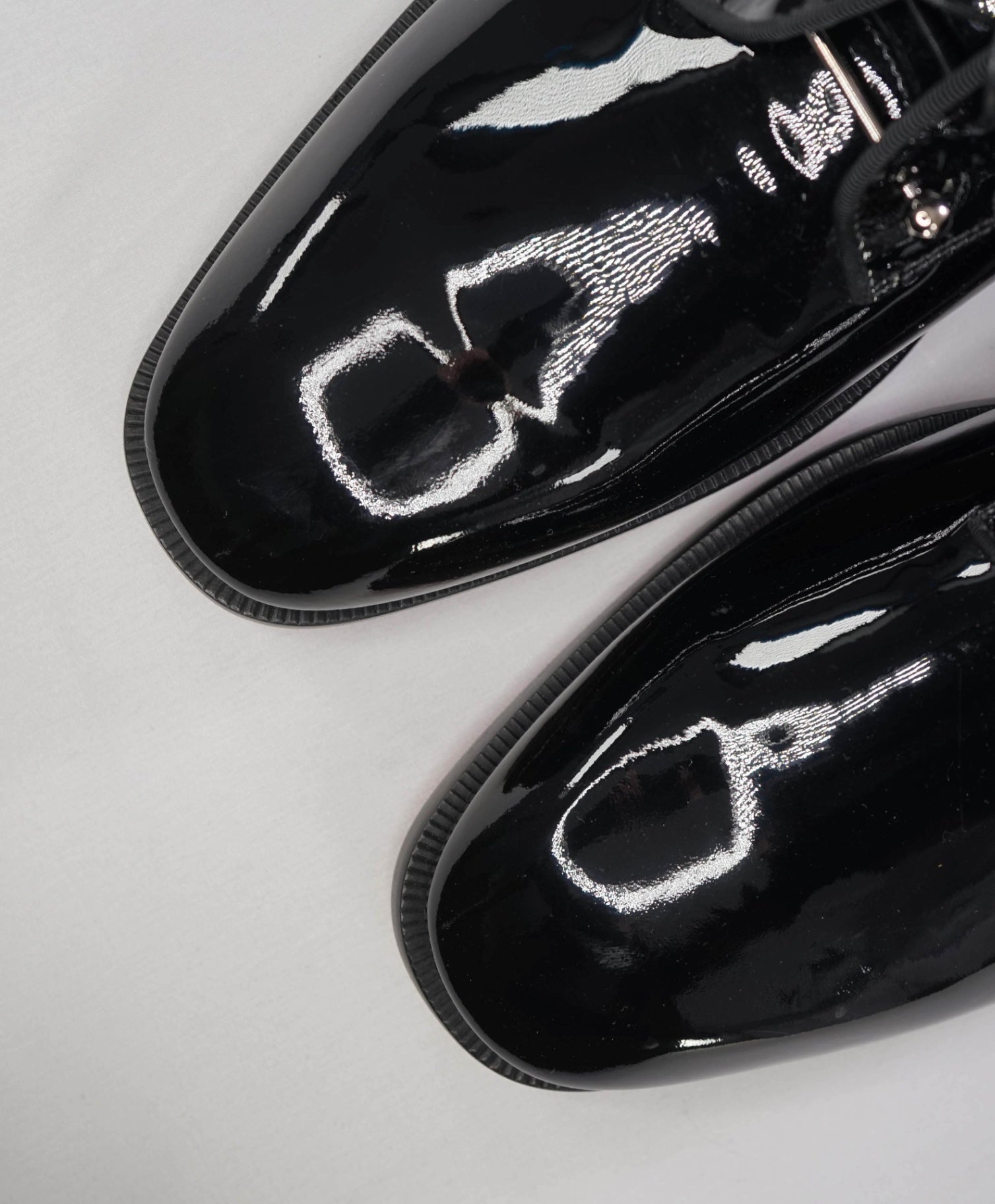 $1,250 Christian Louboutin "Chambeliss" Black Patent Oxfords US 11.5 (44.5EU)