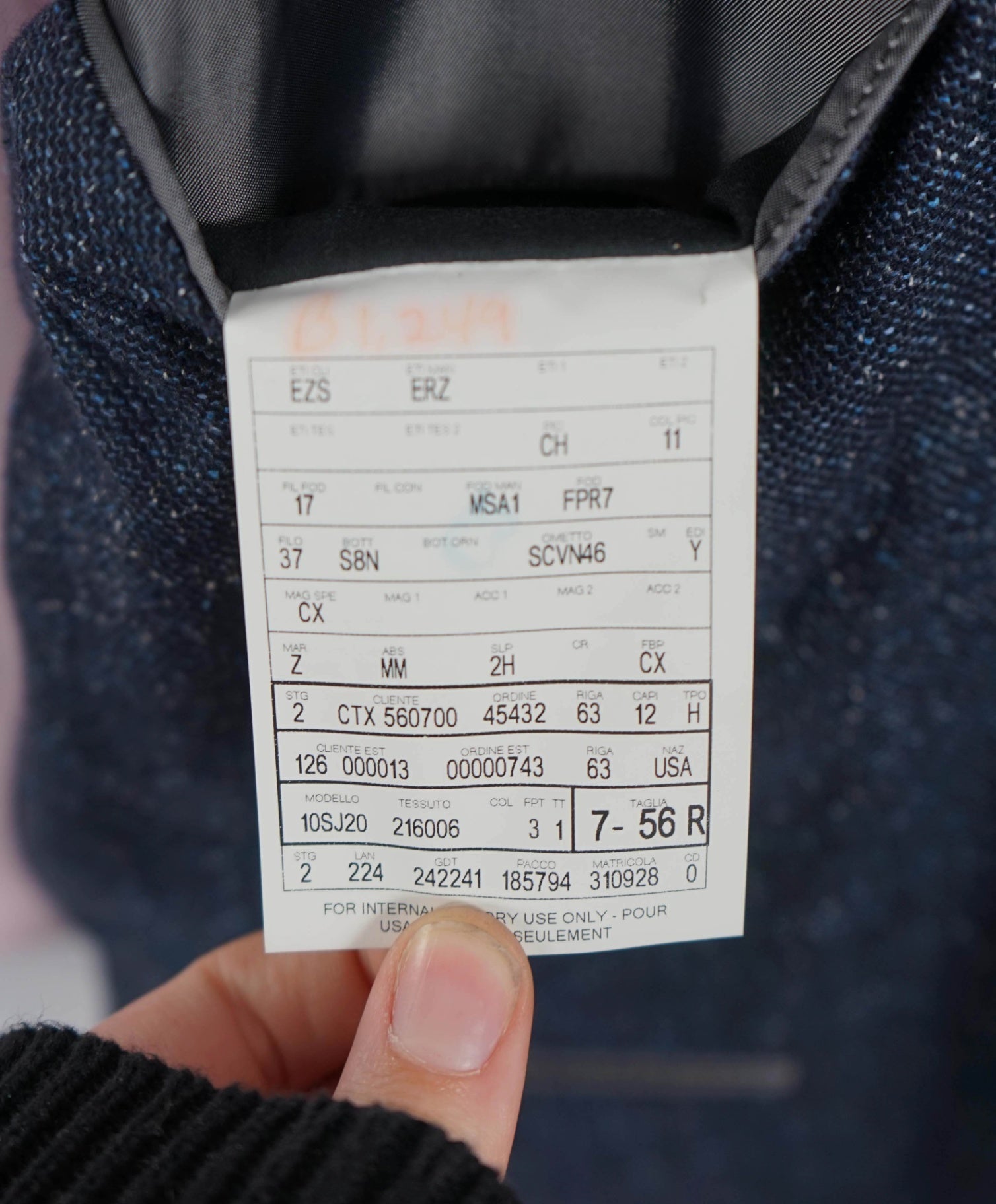 $3,000 Ermenegildo Zegna Navy Fleck Silk/Wool/Cashmere Blazer 46R