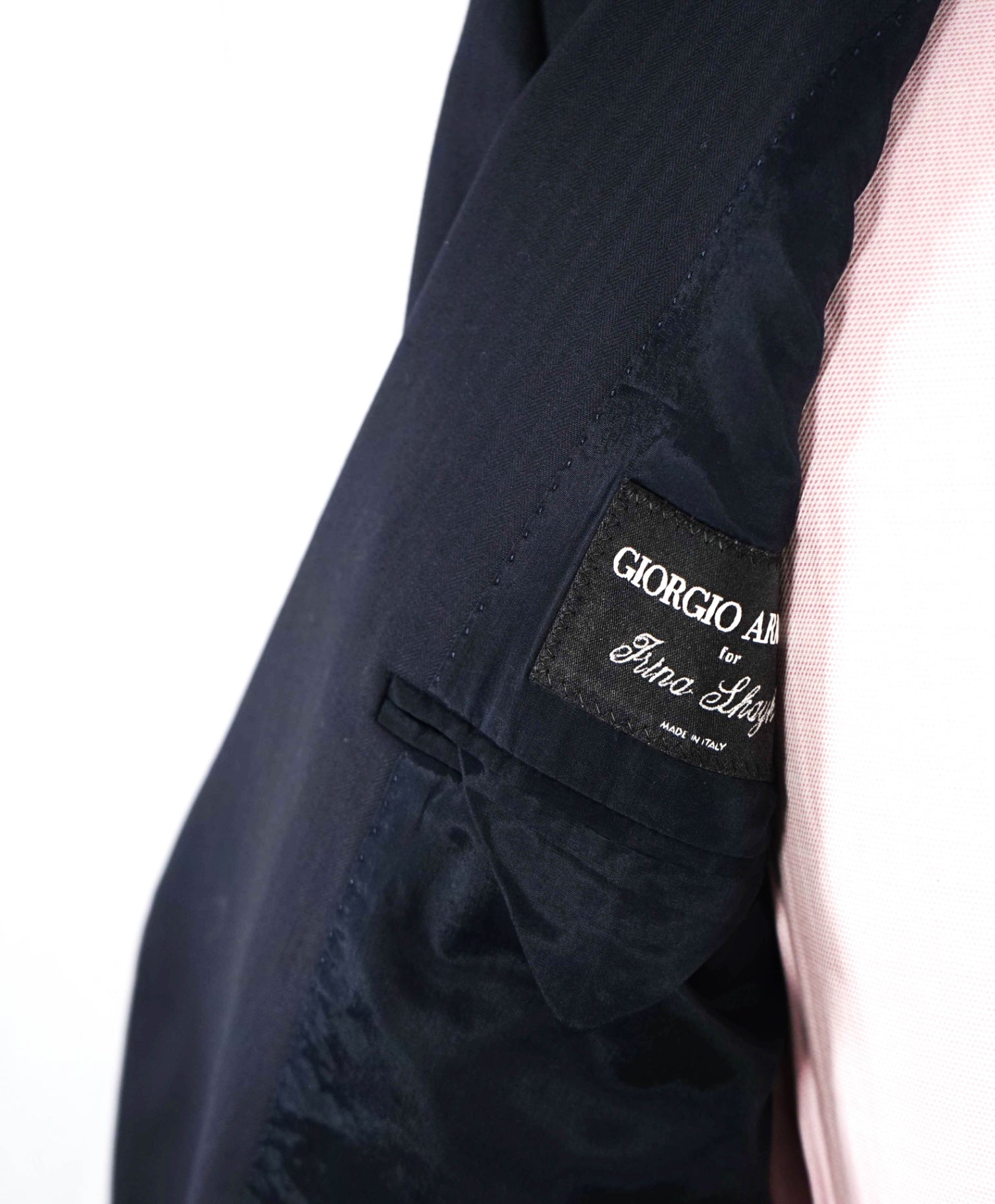 $5,000 GIORGIO ARMANI - "1/1 CUSTOM" Navy Peak Herringbone Suit 38R