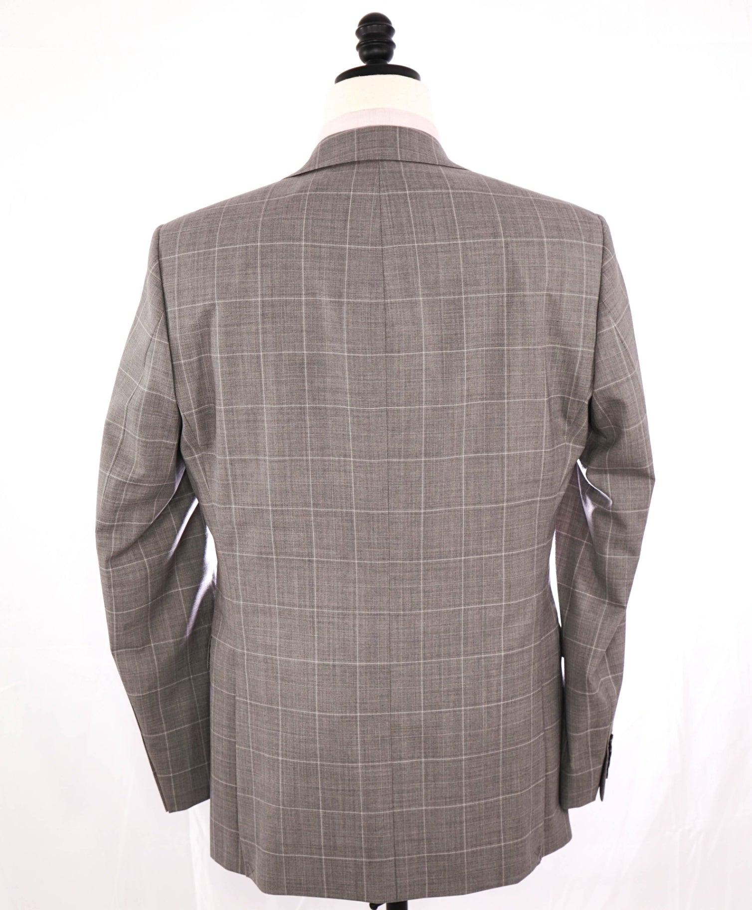 $995 Saks Fifth Avenue Light Grey Windowpane Slim fit Wool Suit 40L