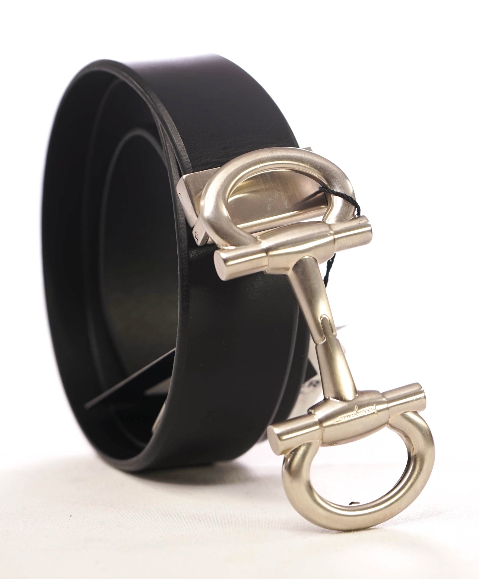 $535 Salvatore Ferragamo Silver Long Gancini Black Leather Belt 34W