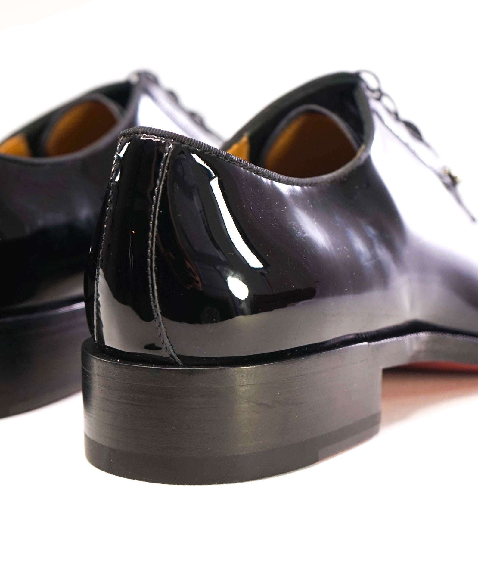 $1,250 Christian Louboutin "Chambeliss" Black Patent Oxfords US 11 (44EU)