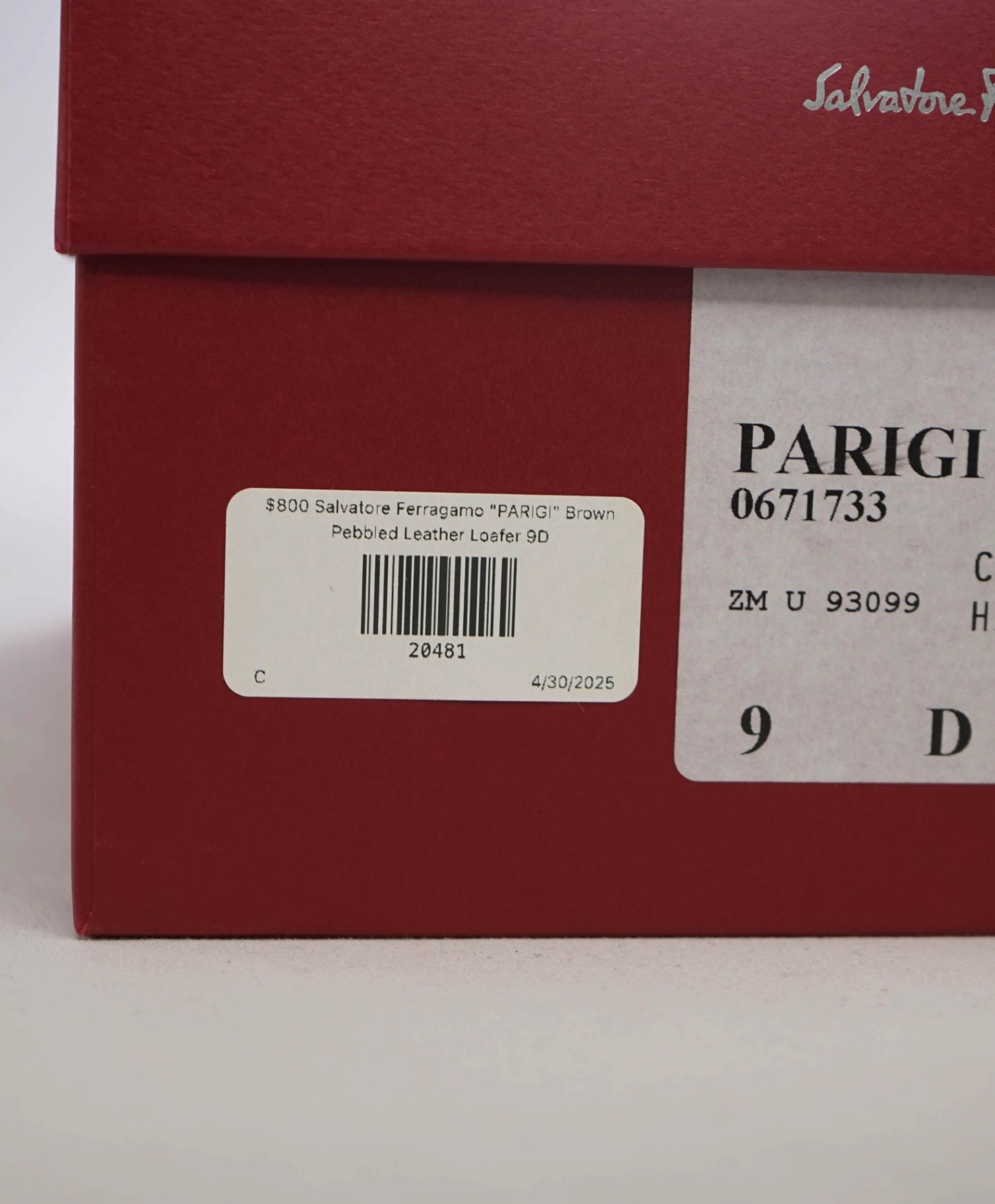$800 Salvatore Ferragamo "PARIGI" Brown Pebbled Leather Loafer 9D