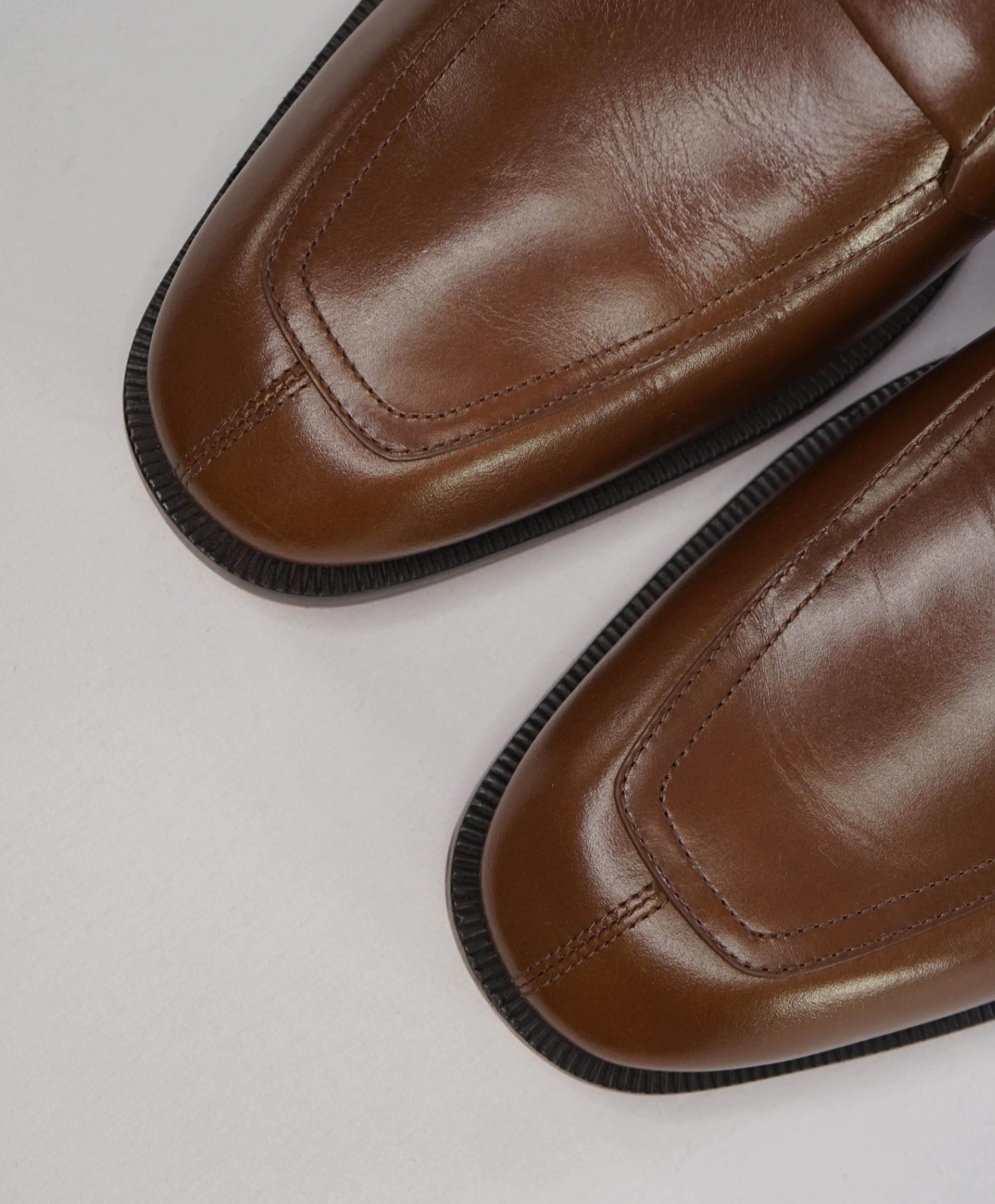$1,100 CHRISTIAN LOUBOUTIN - *VARSIMOC* Brown Leather Loafers US 9 (42EU)