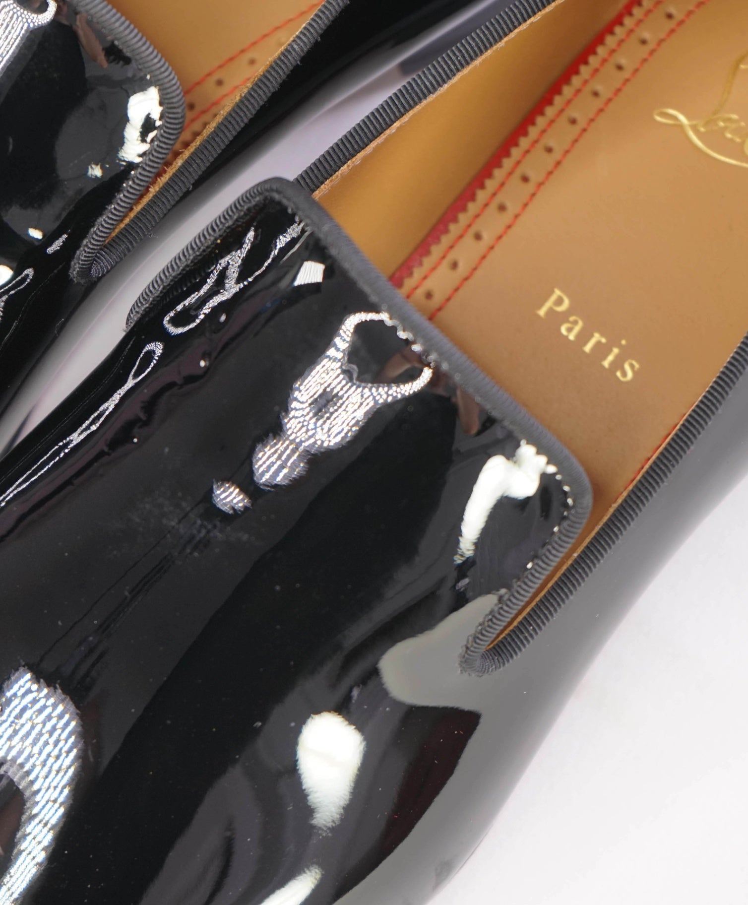 $1,050 CHRISTIAN LOUBOUTIN - *Dandelion* Patent Leather Loafers US 9 (42EU)