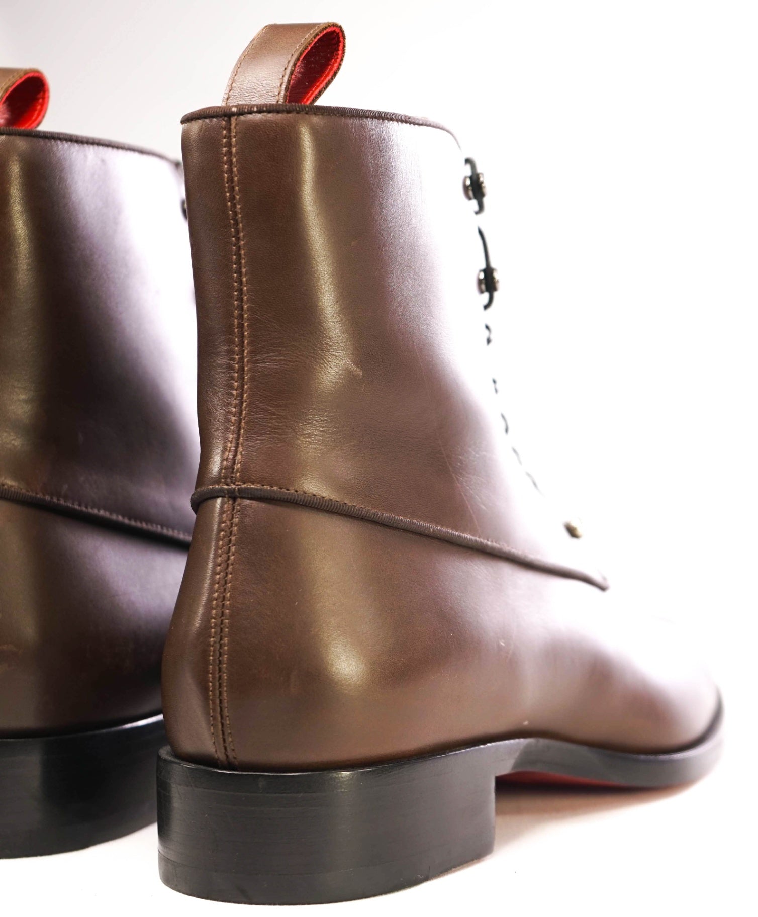 $1,445 Christian Louboutin "Chambeli" Brown Boots Leather US 9 (42EU)