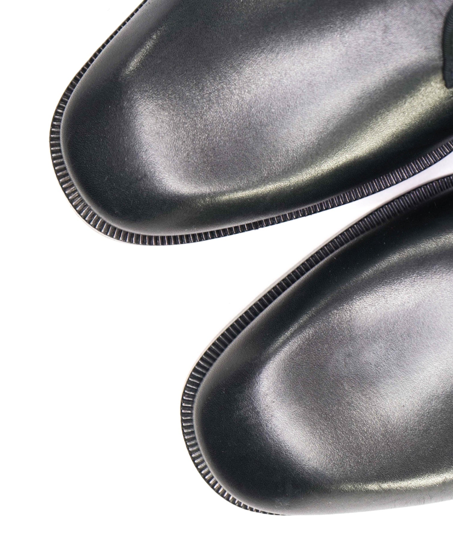 $1,250 Christian Louboutin "Chambeliss" Black Leather Oxfords US 10 (43EU)