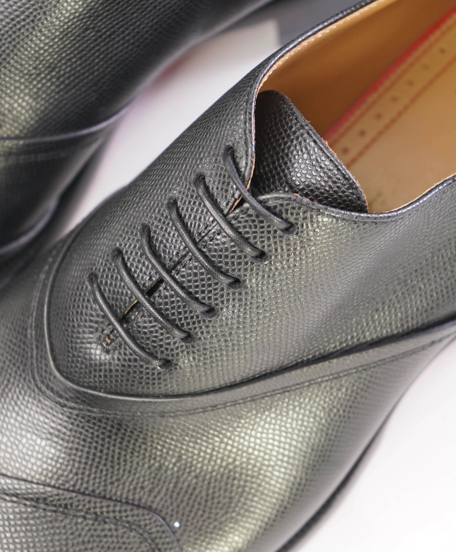 $1,145 CHRISTIAN LOUBOUTIN - *BOABI FLAT* Black Oxfords US 9 (42EU)